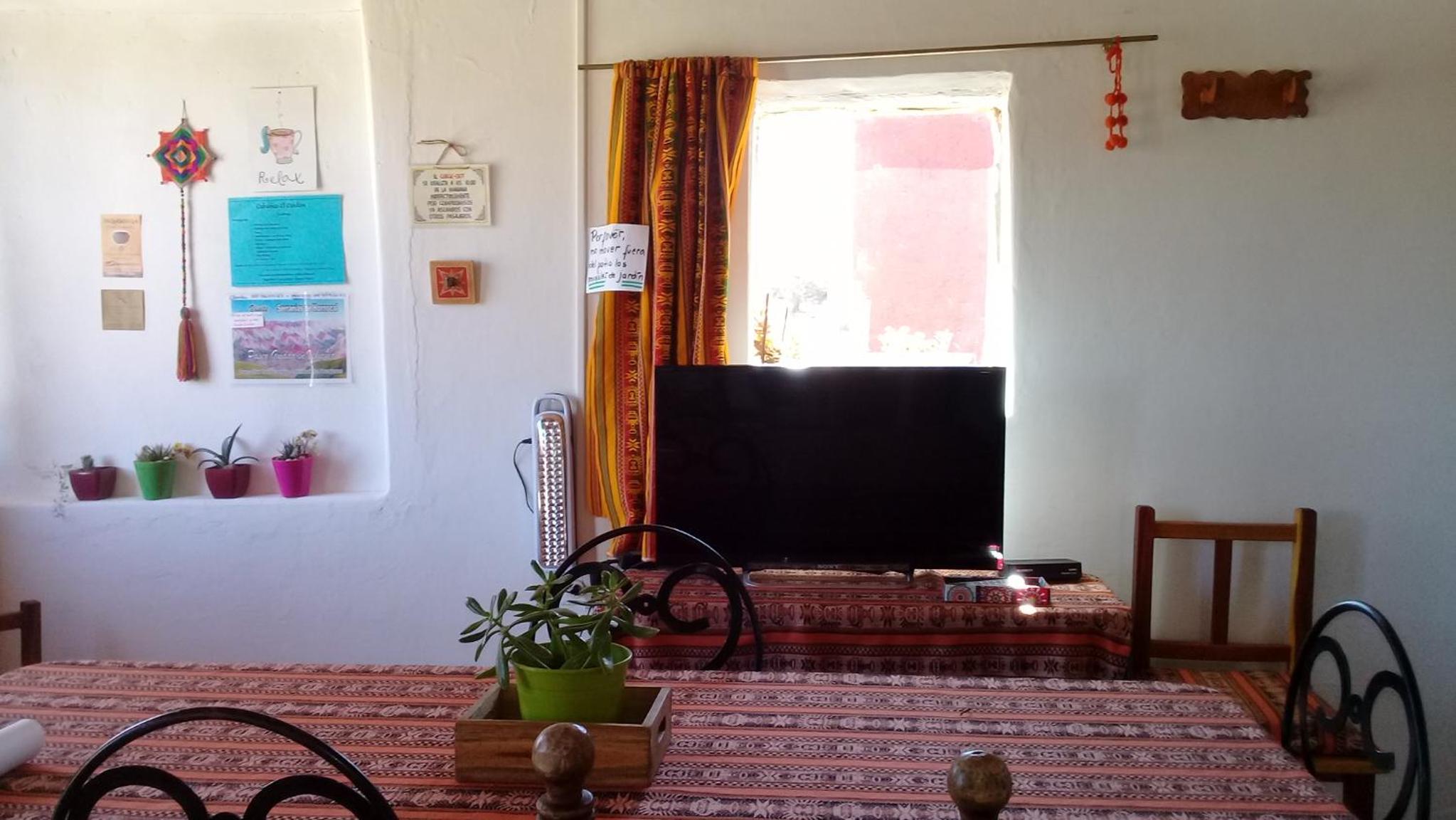 Cabaña El Cardón,casita en el campo quebradeño