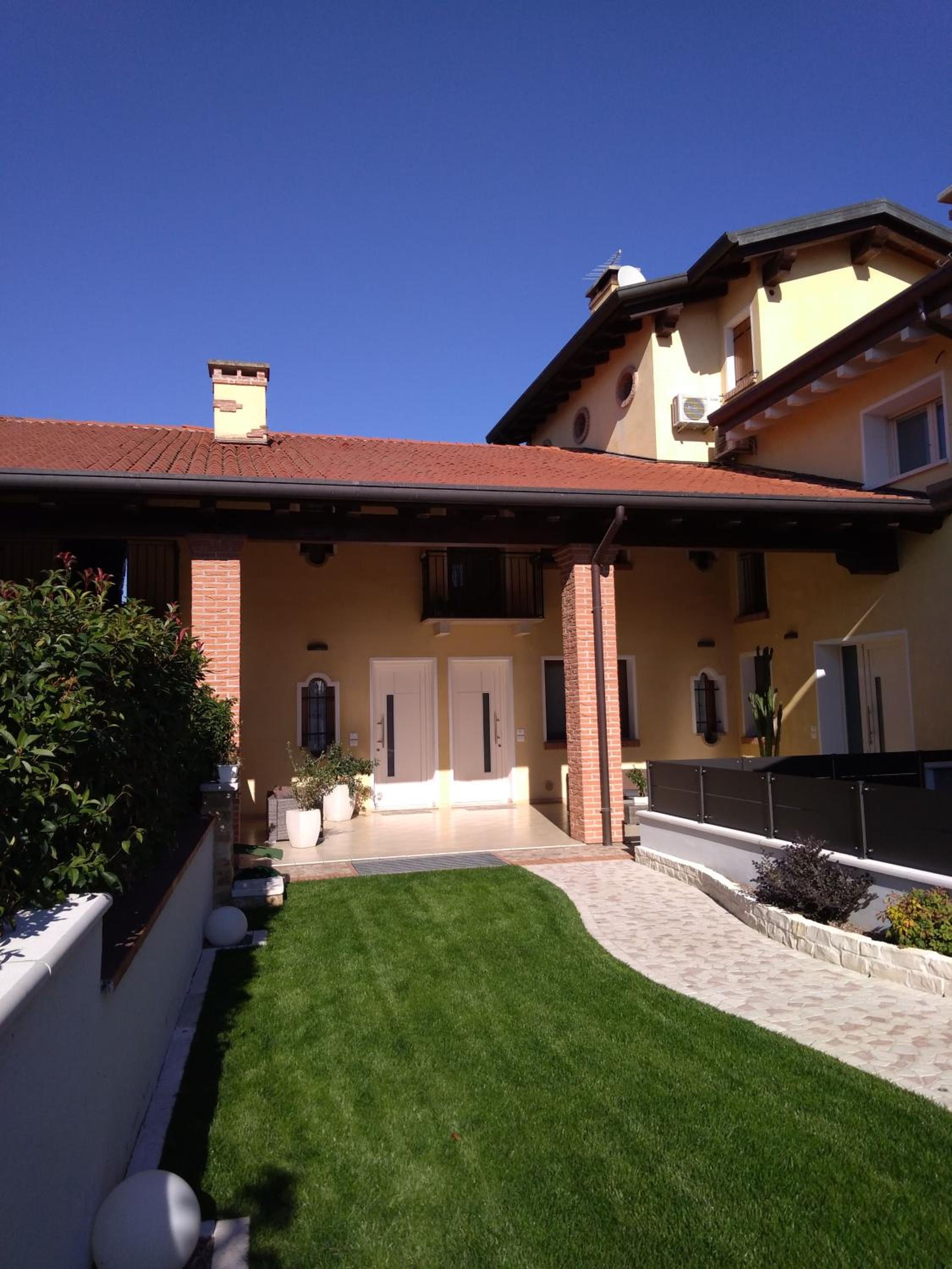 Photo 29