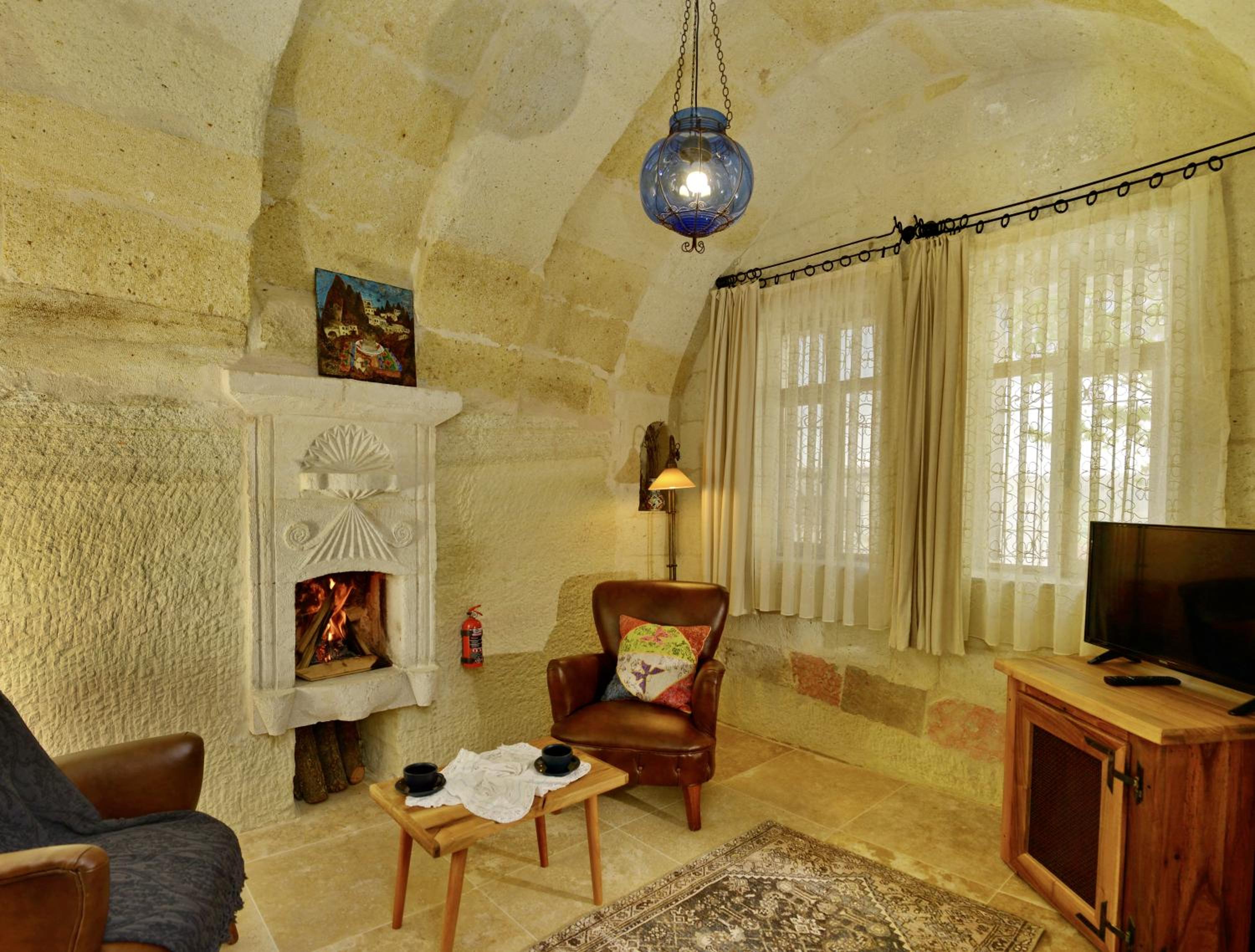 Seki Cave Suites - Image 140