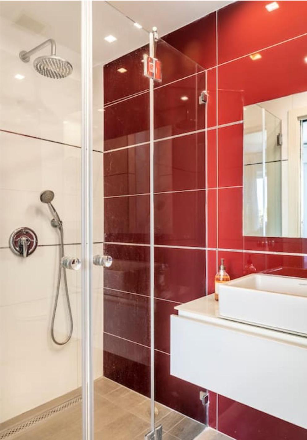 Garden Apartment Herzliya Marina. Pool & Gym view 3