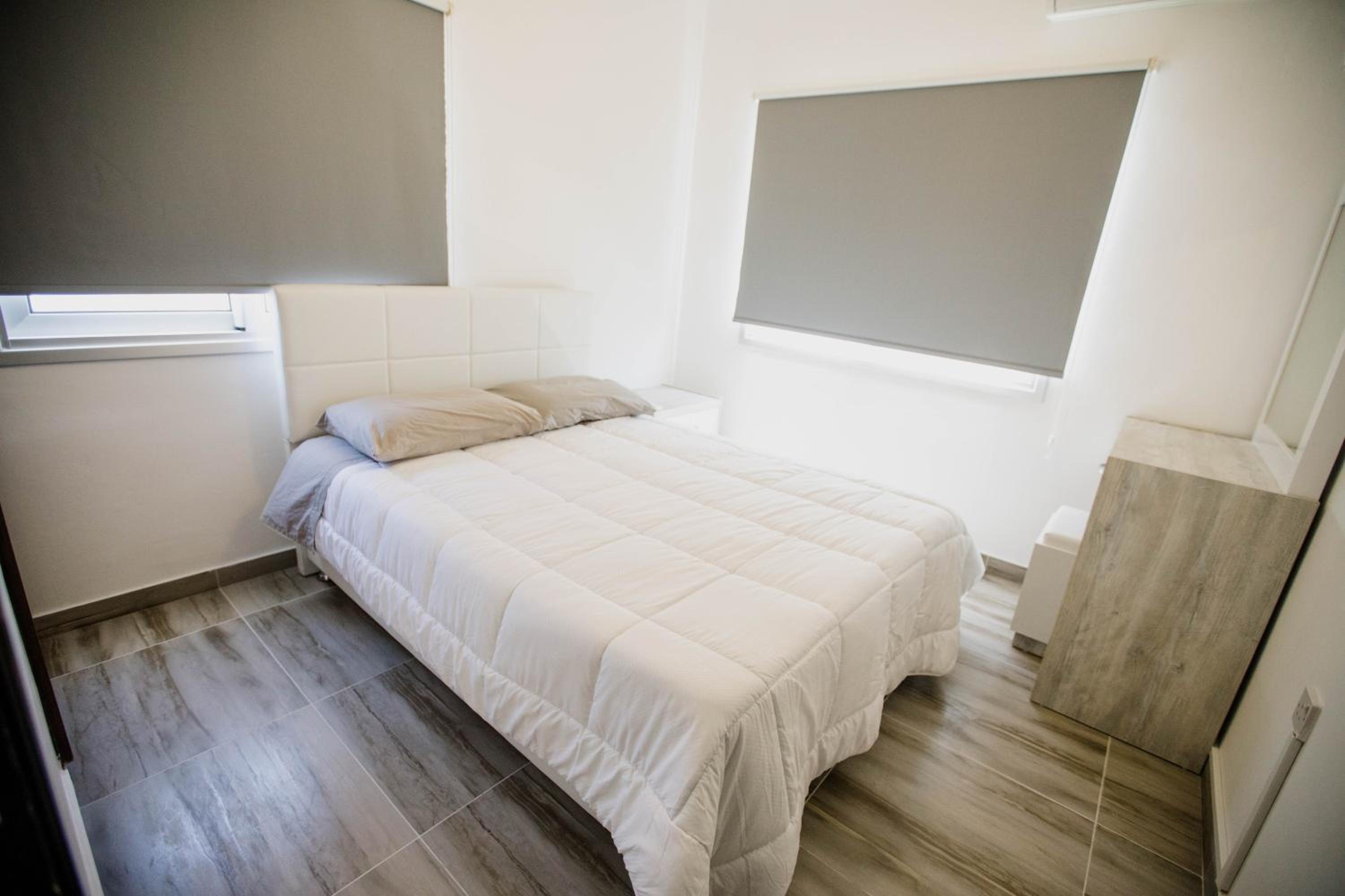 Twins Apartments