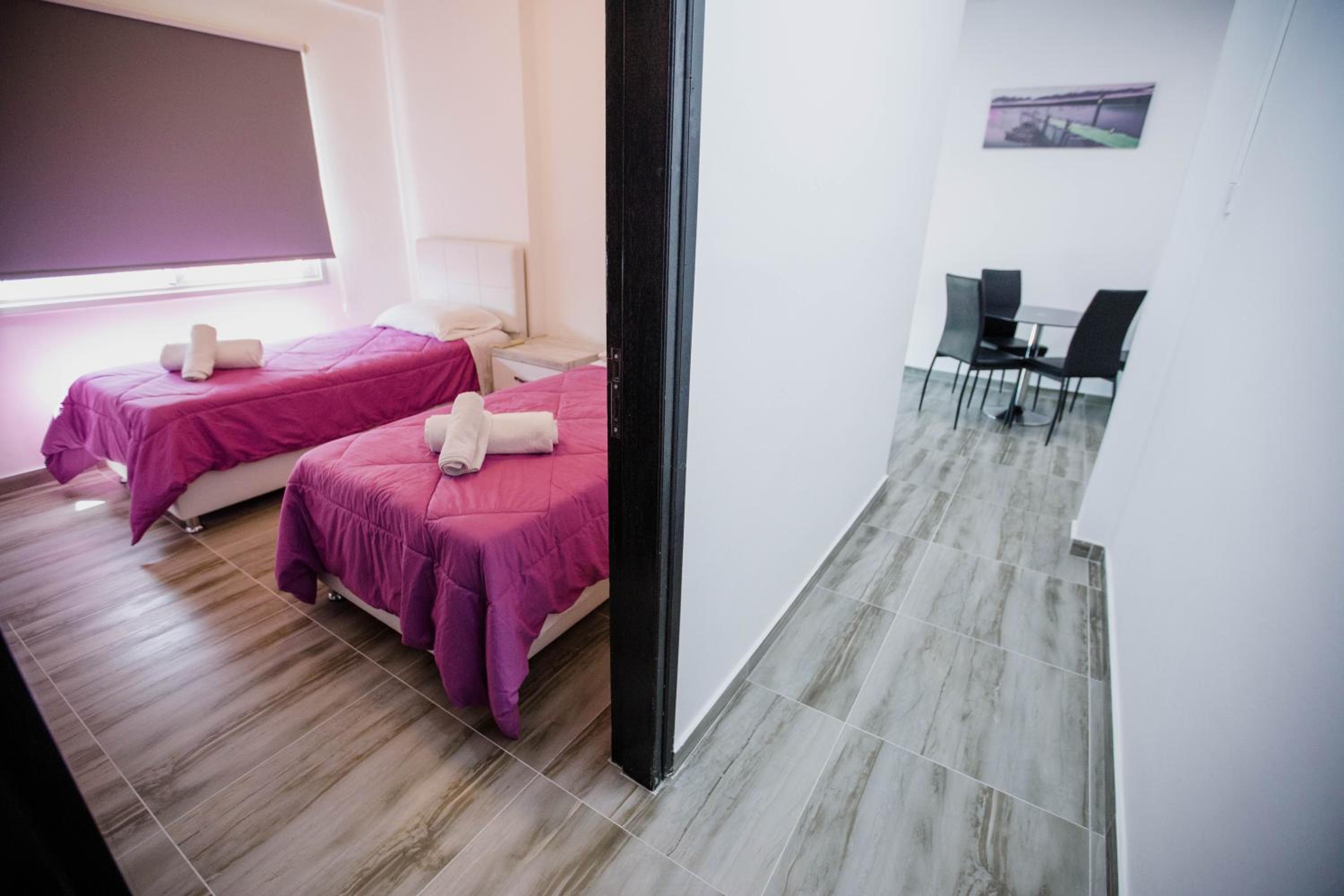 Twins Apartments
