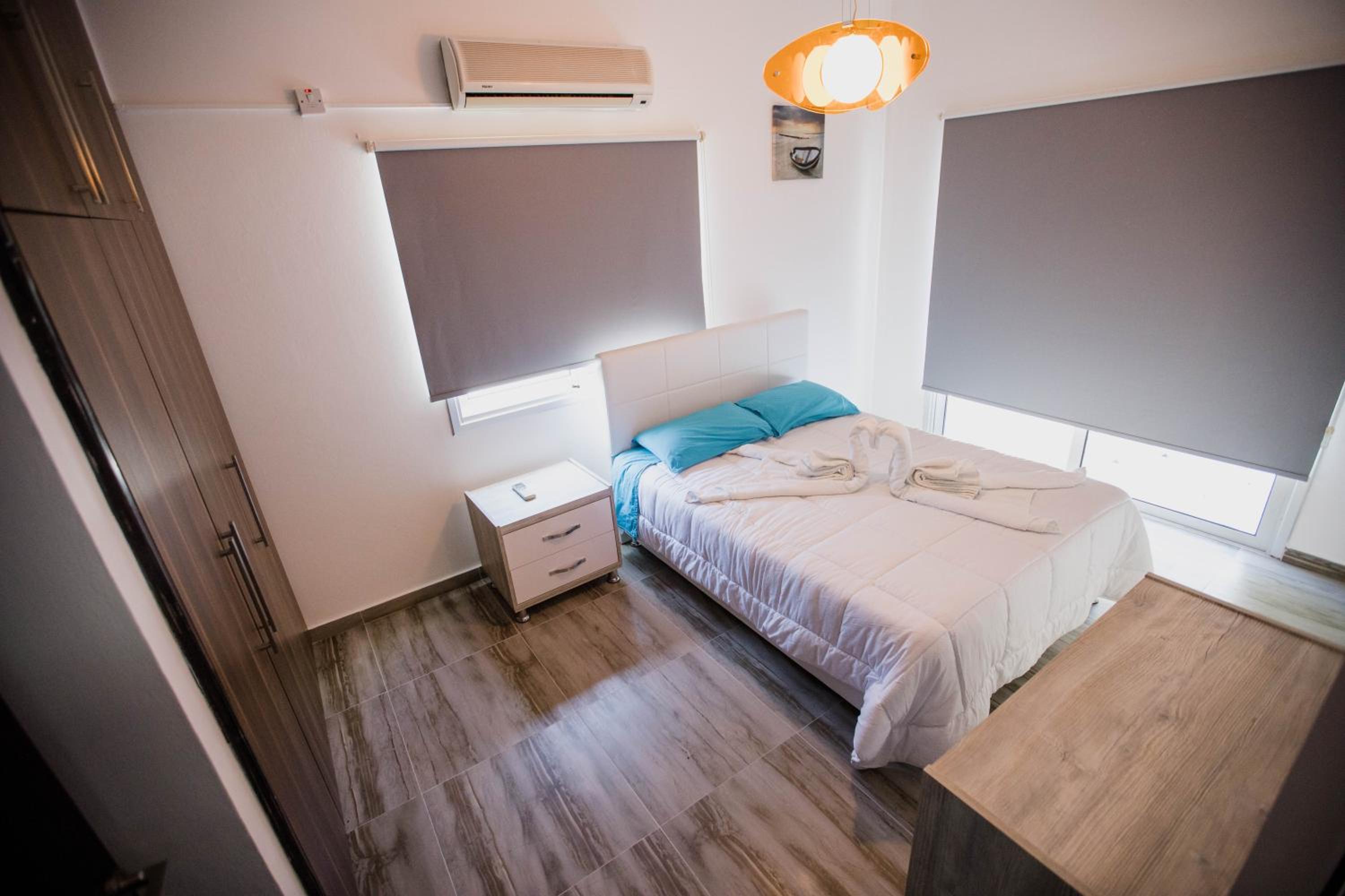 Twins Apartments