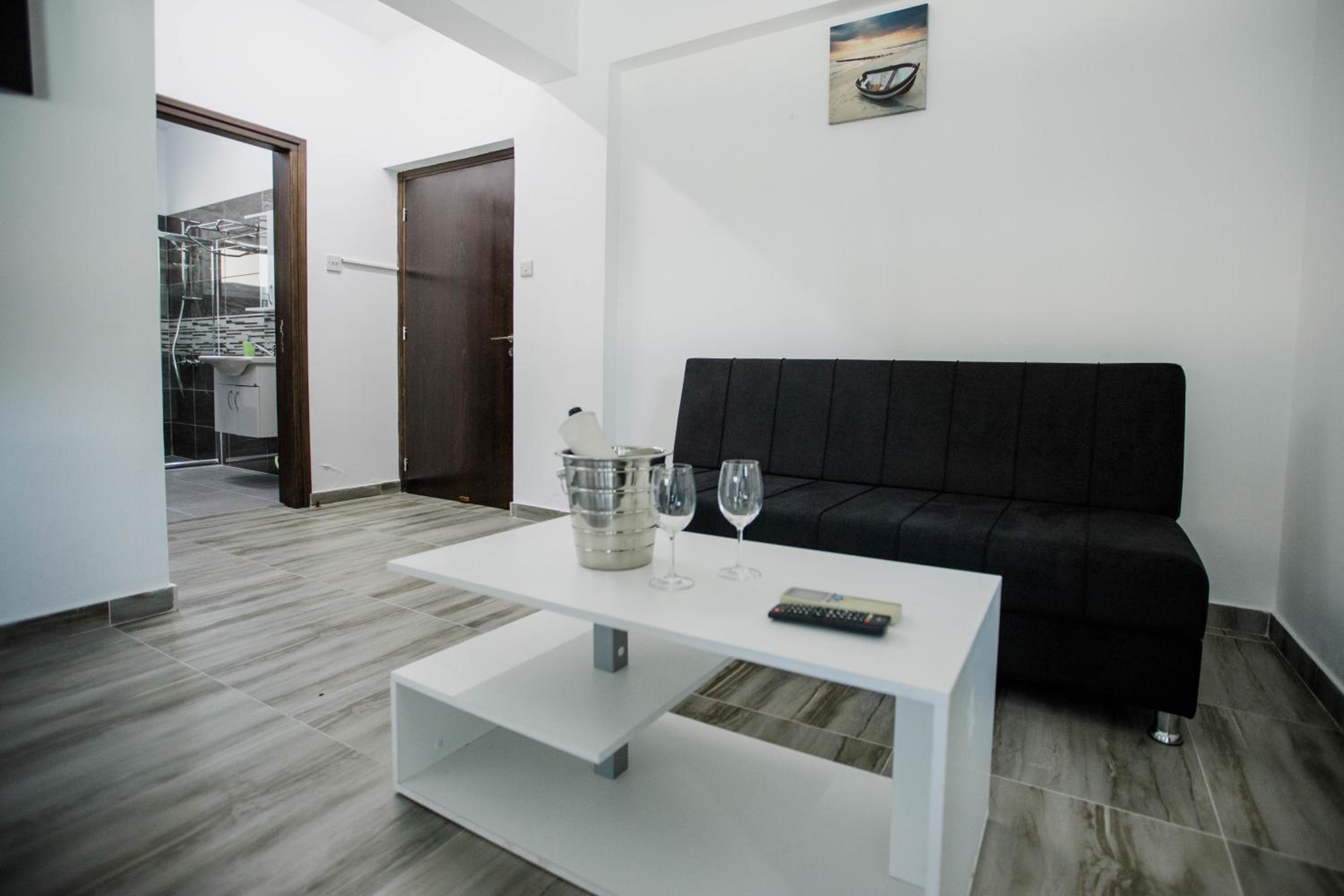 Twins Apartments