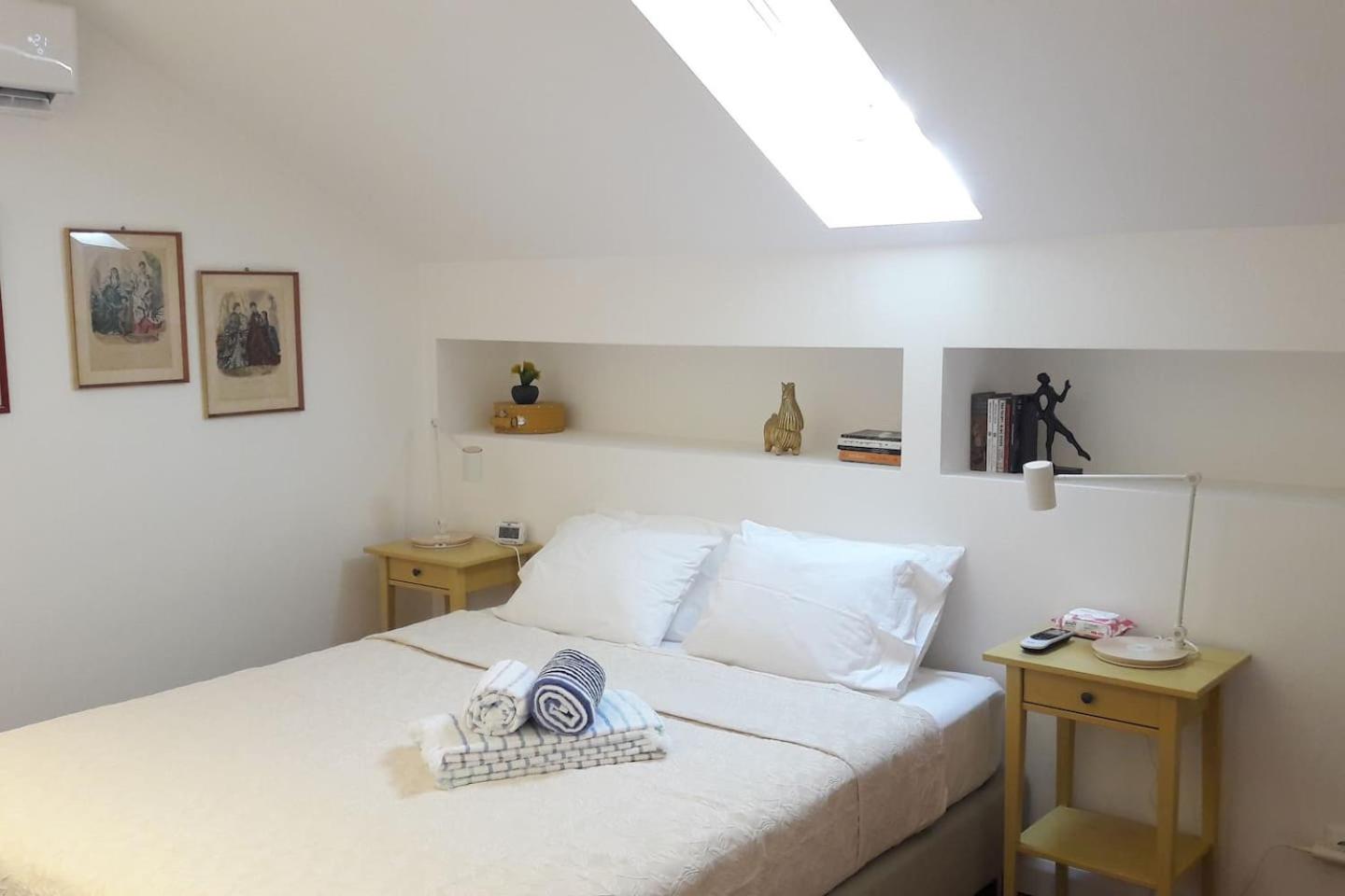 Modern Cosy Flat with Terrace in Campo de Ourique. view 3