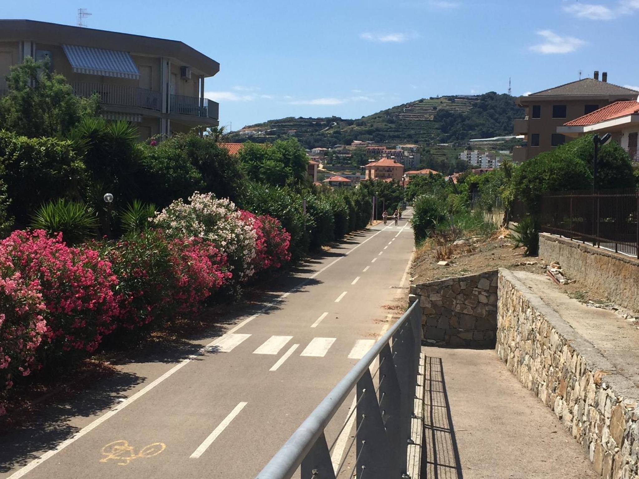 Sun, beach and bike by Le Case di Tati view 3