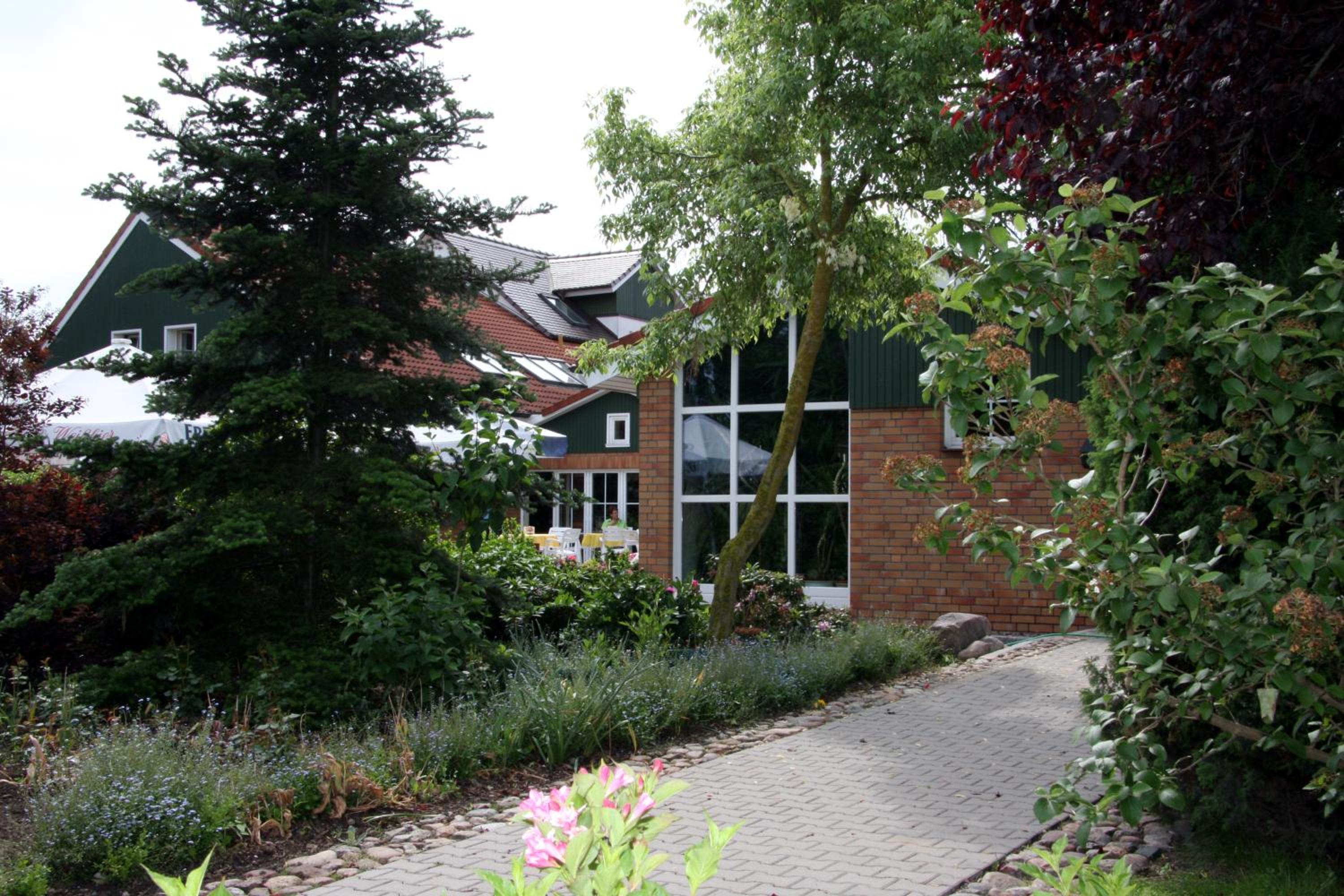 Photo 25