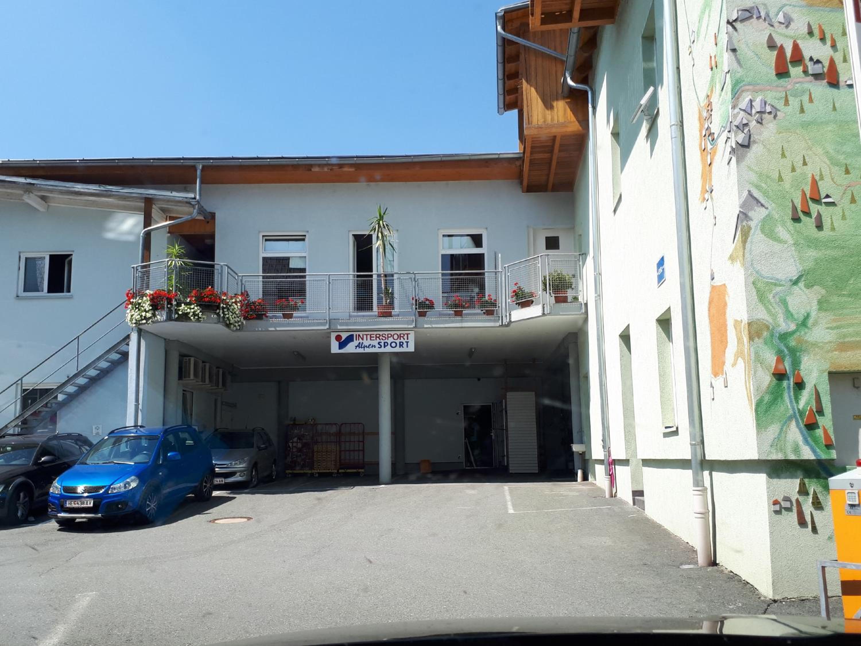 Photo 6