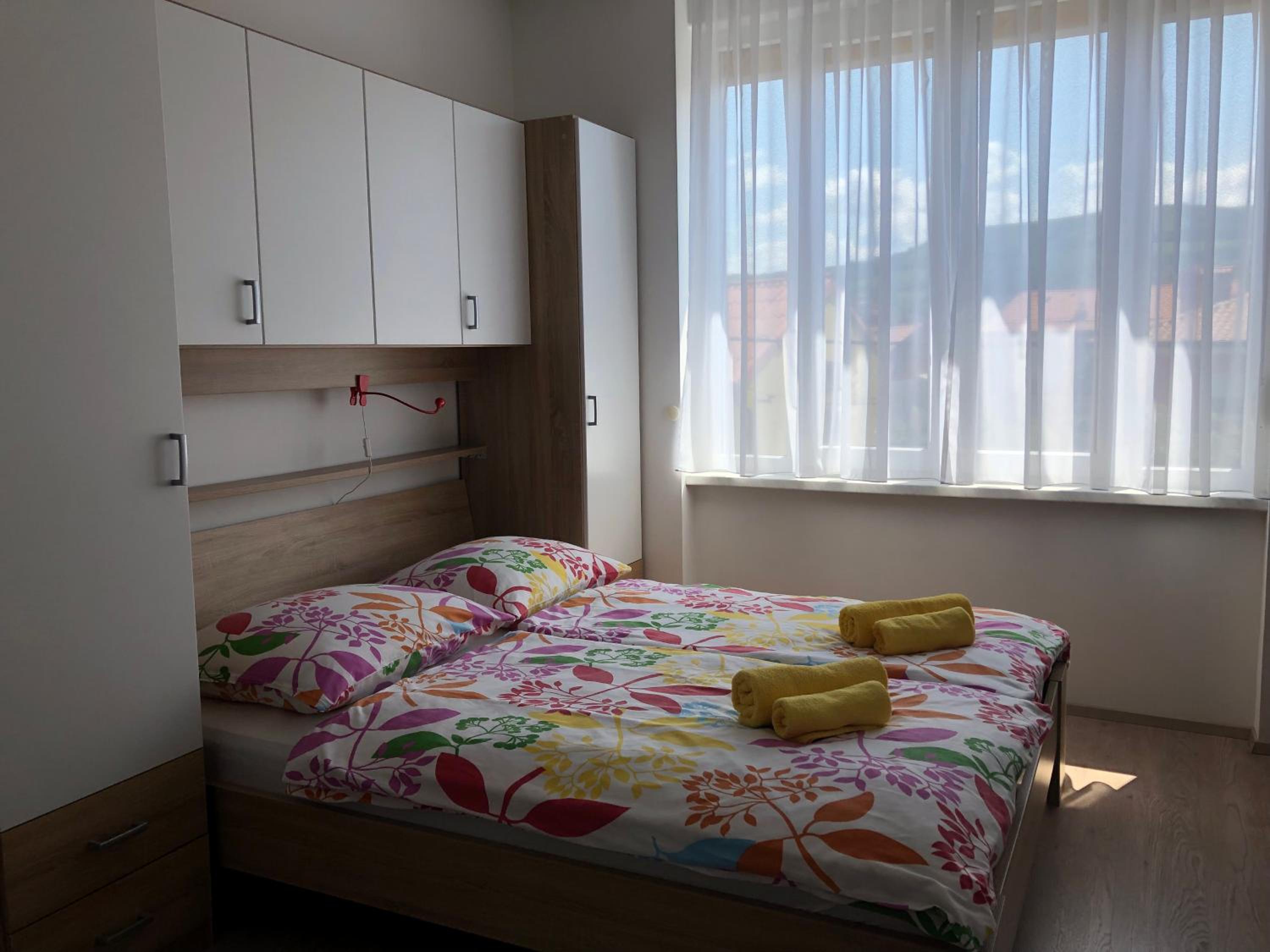 Apartments & Rooms Nardin view 4