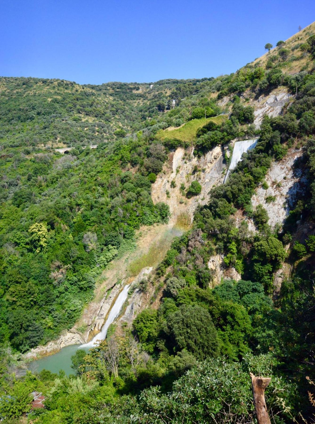 Photo 33