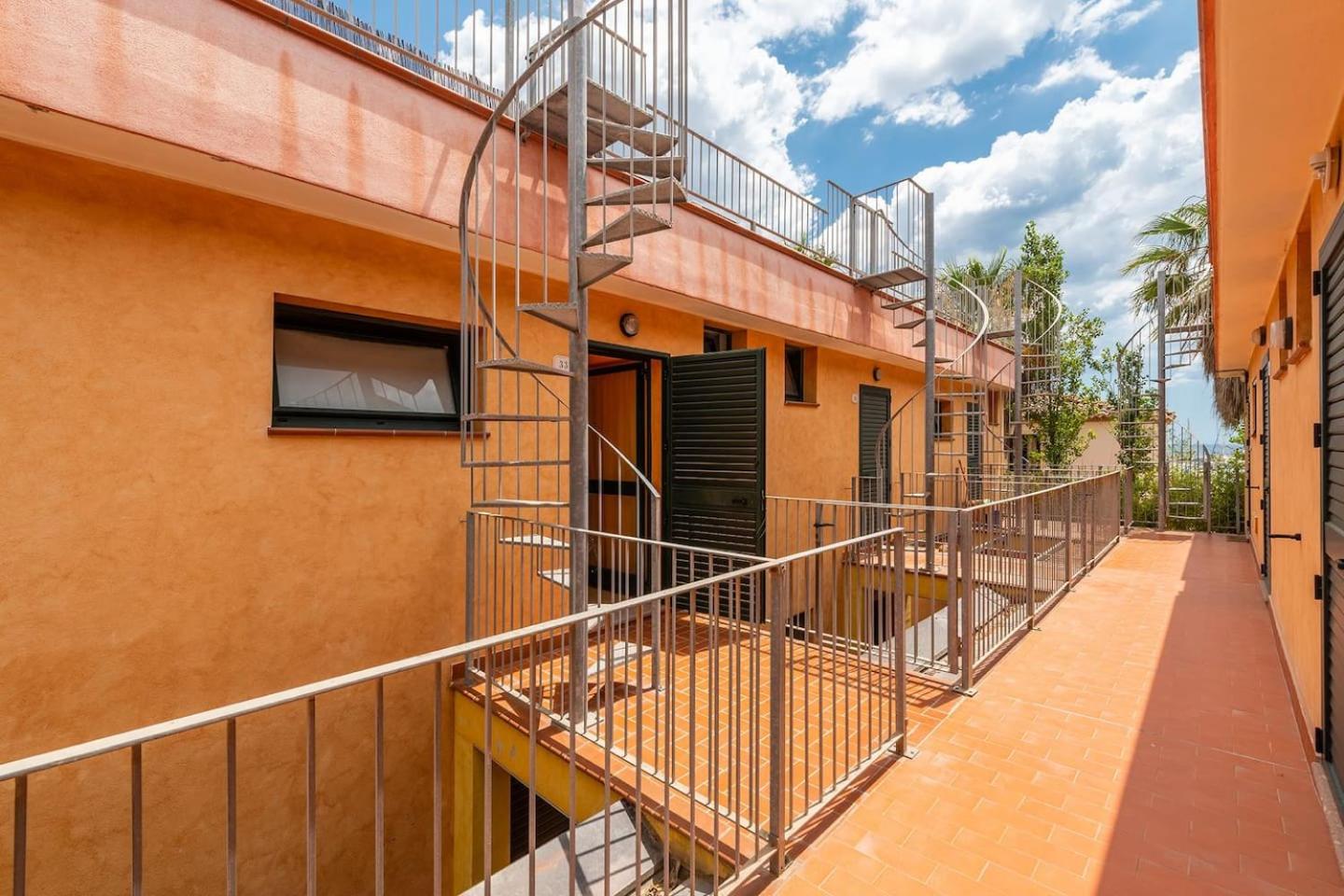 Pearl Coast Apartment photo 4