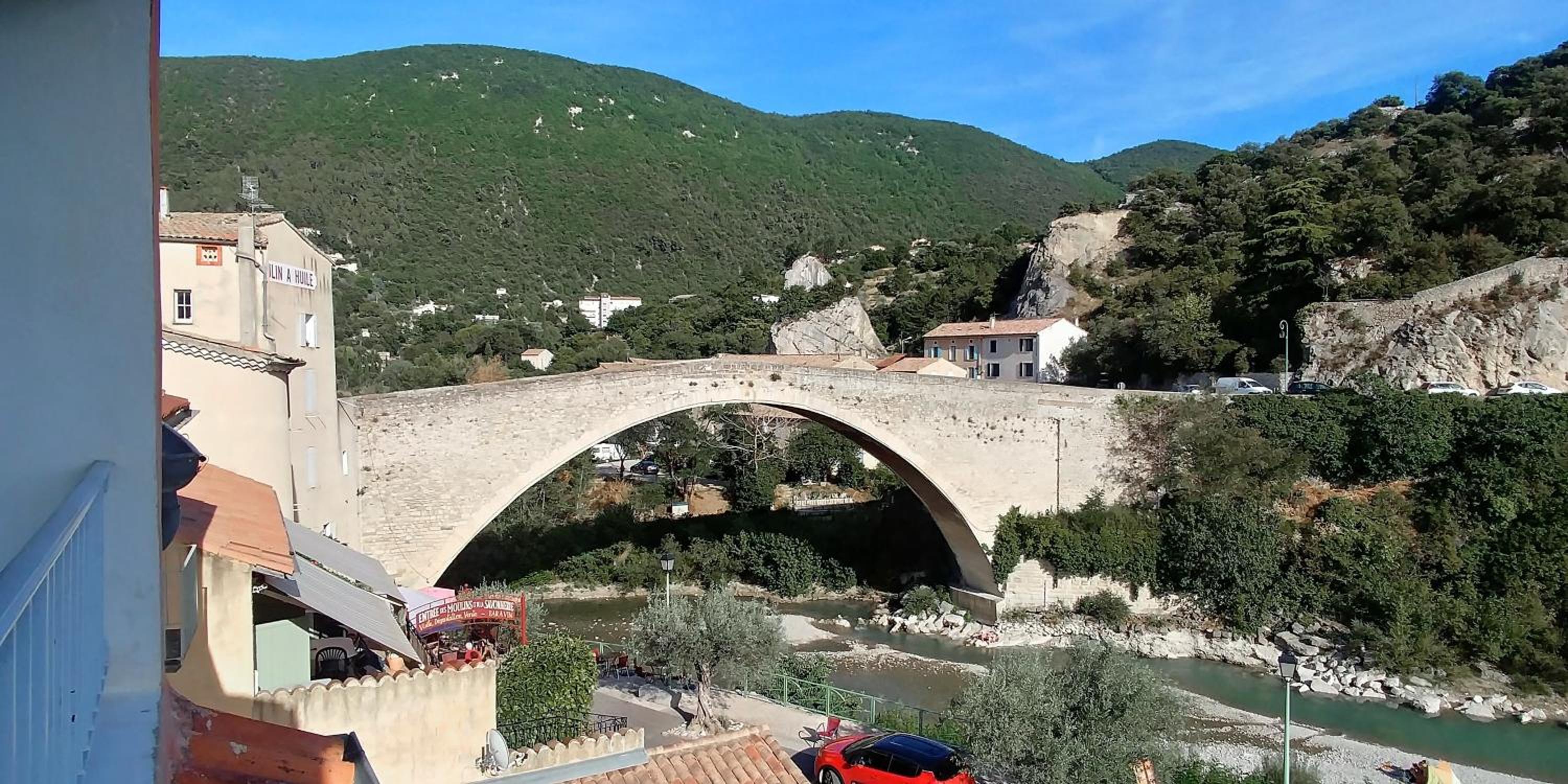 Photo 43