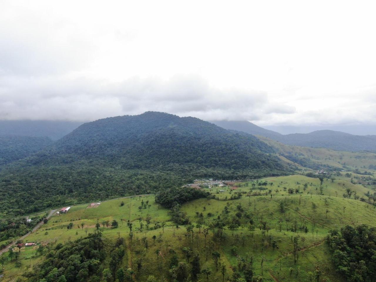 Posada Río Celeste La Amistad