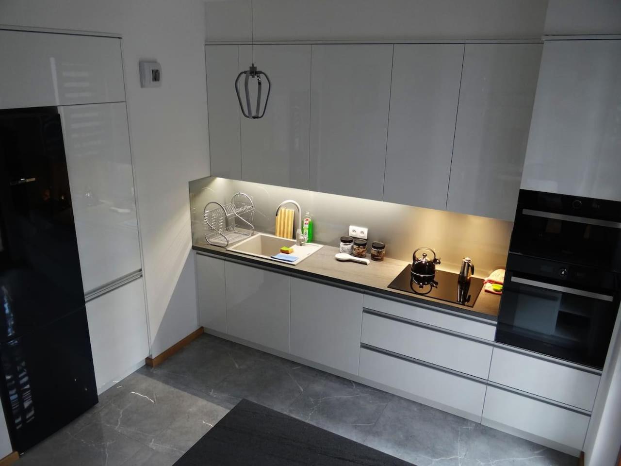 Beautiful City Centre Apartament view 4