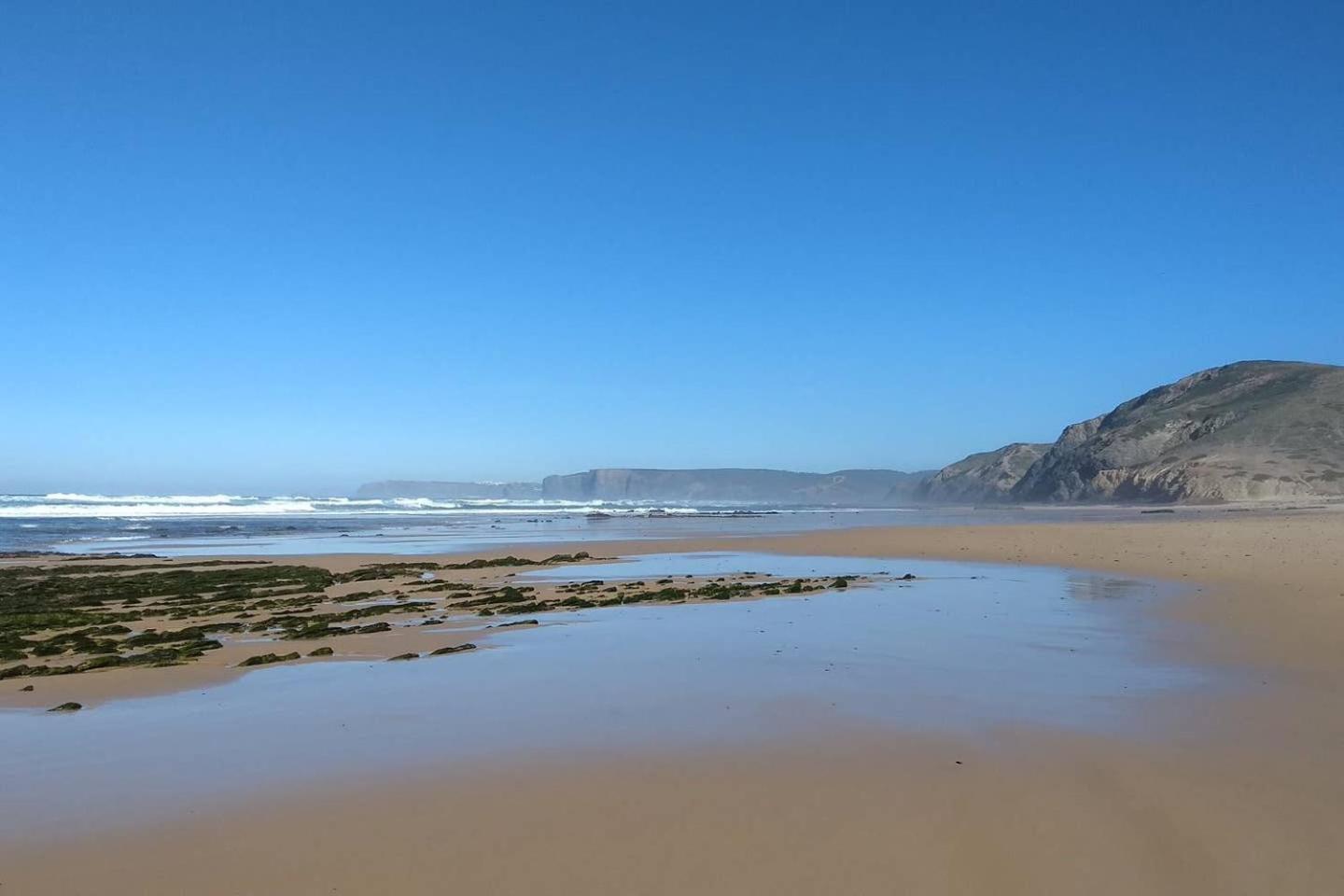 Love Nest - sunny ocean view apartment close to Arrifana beach view 3