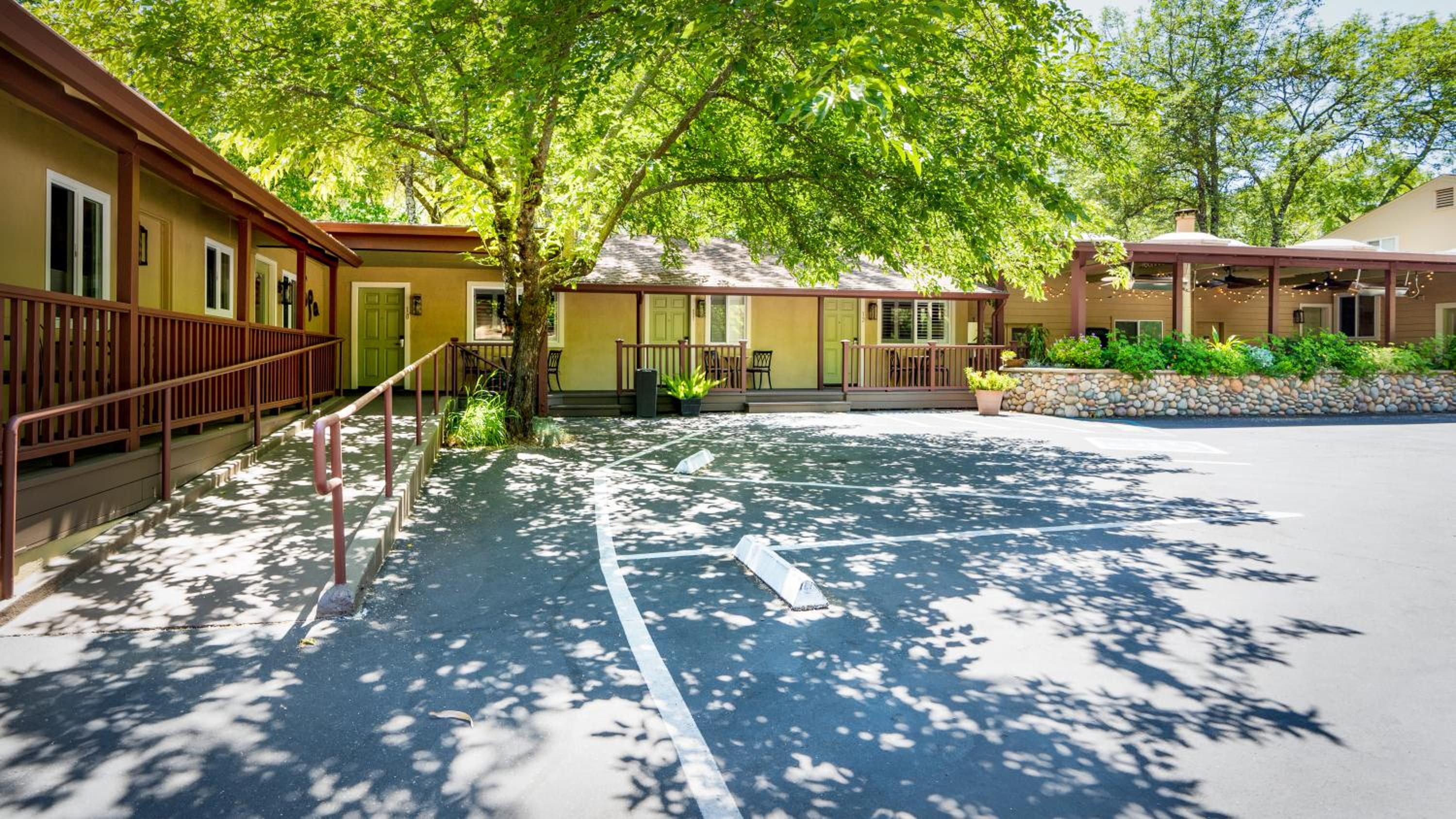 Napa Valley / Sonoma Vacations - The Inn on Pine - Property Image 7