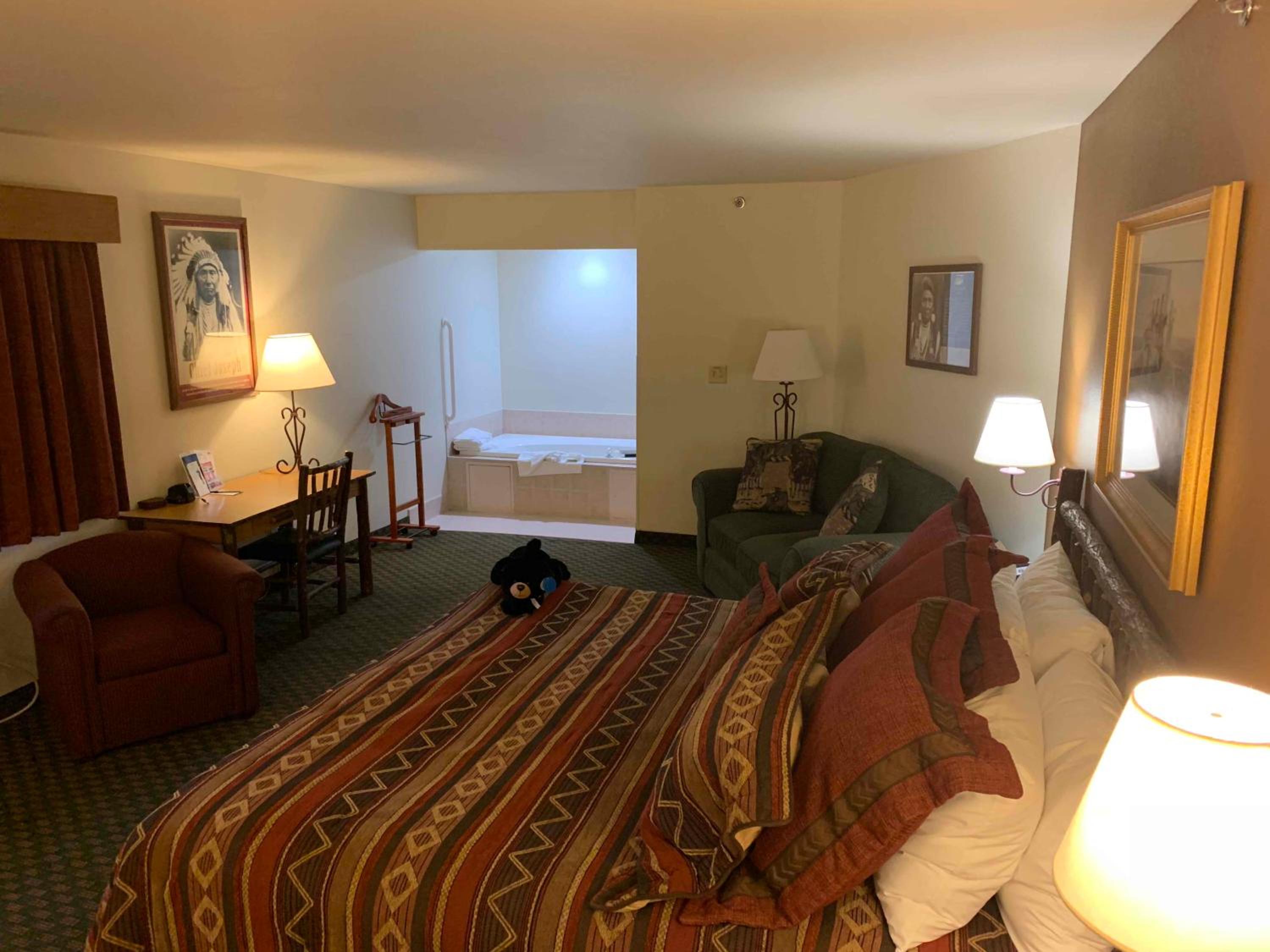 Cody Vacations - AmericInn by Wyndham Cody - Property Image 3