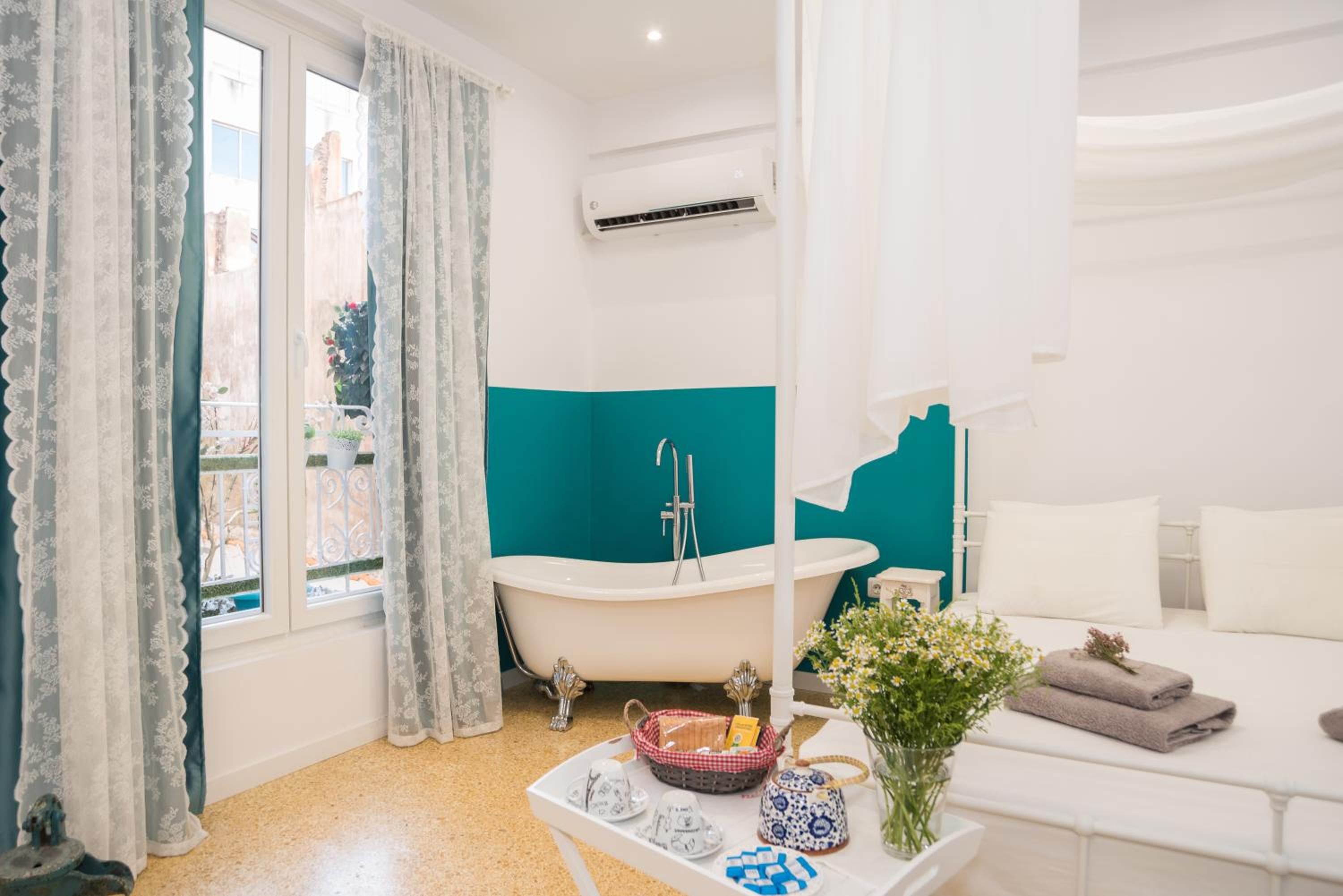Na'maste Apartments