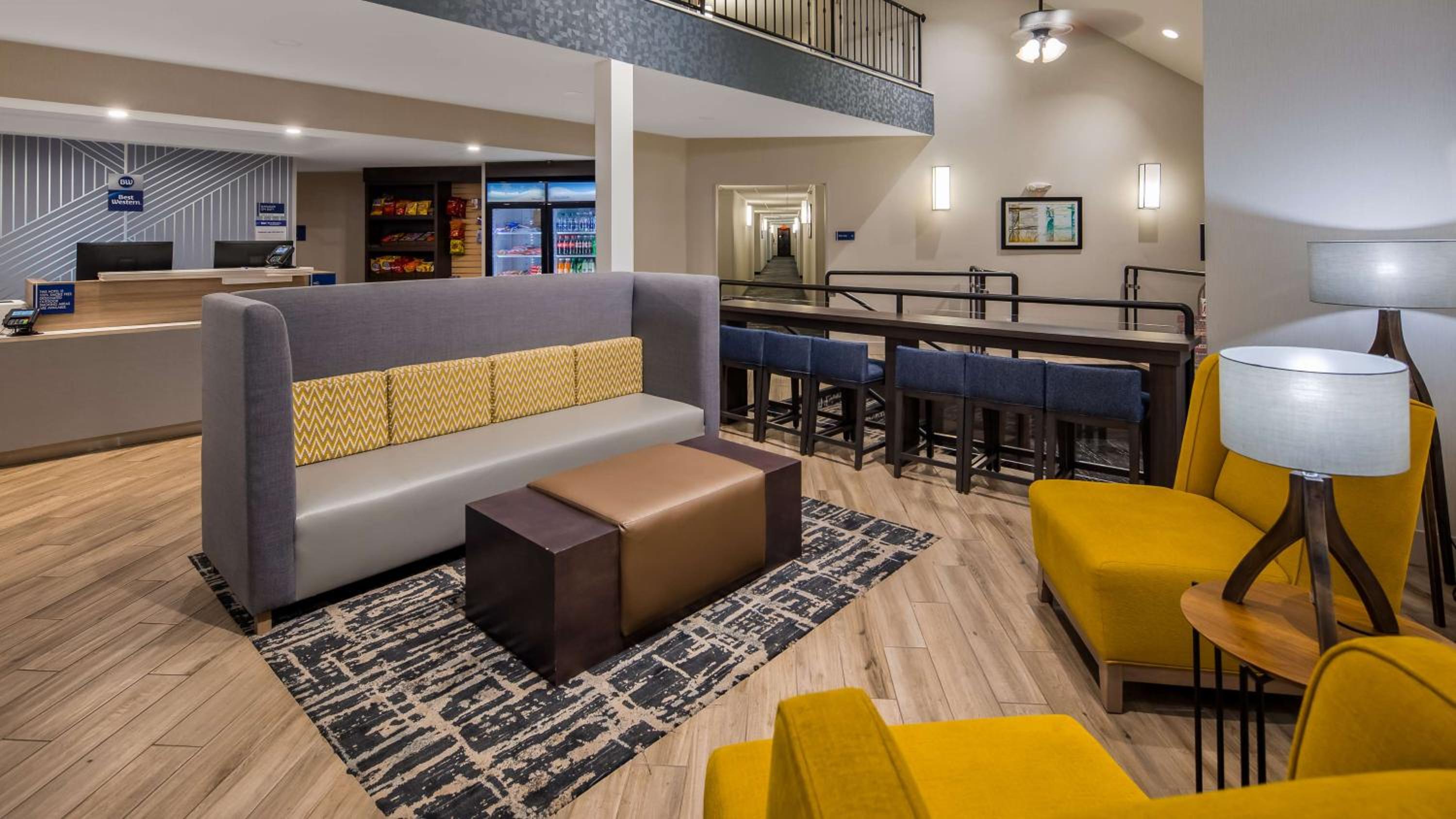 Best Western Hampshire Inn Suites - Property Image 26