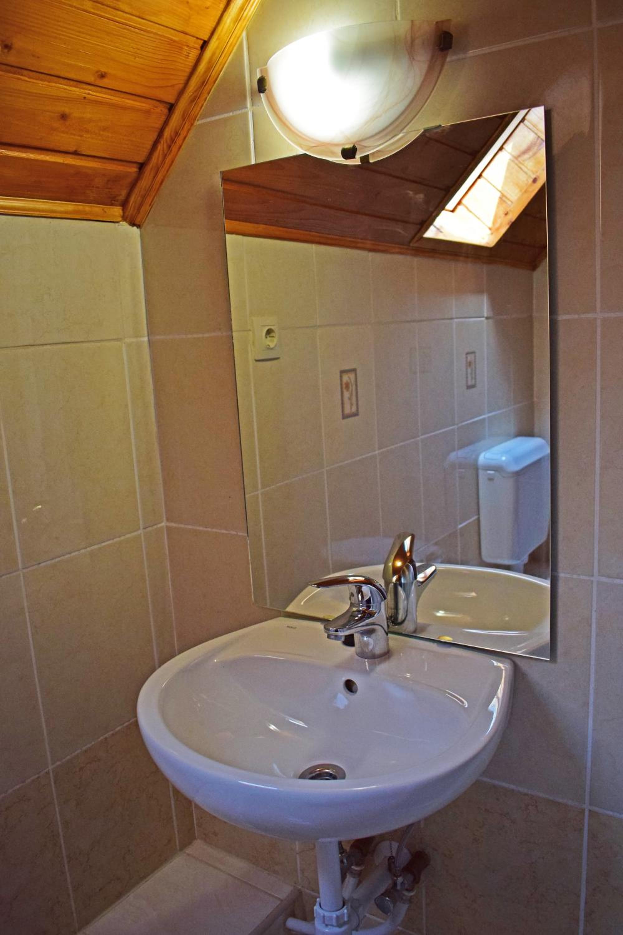 Photo 46