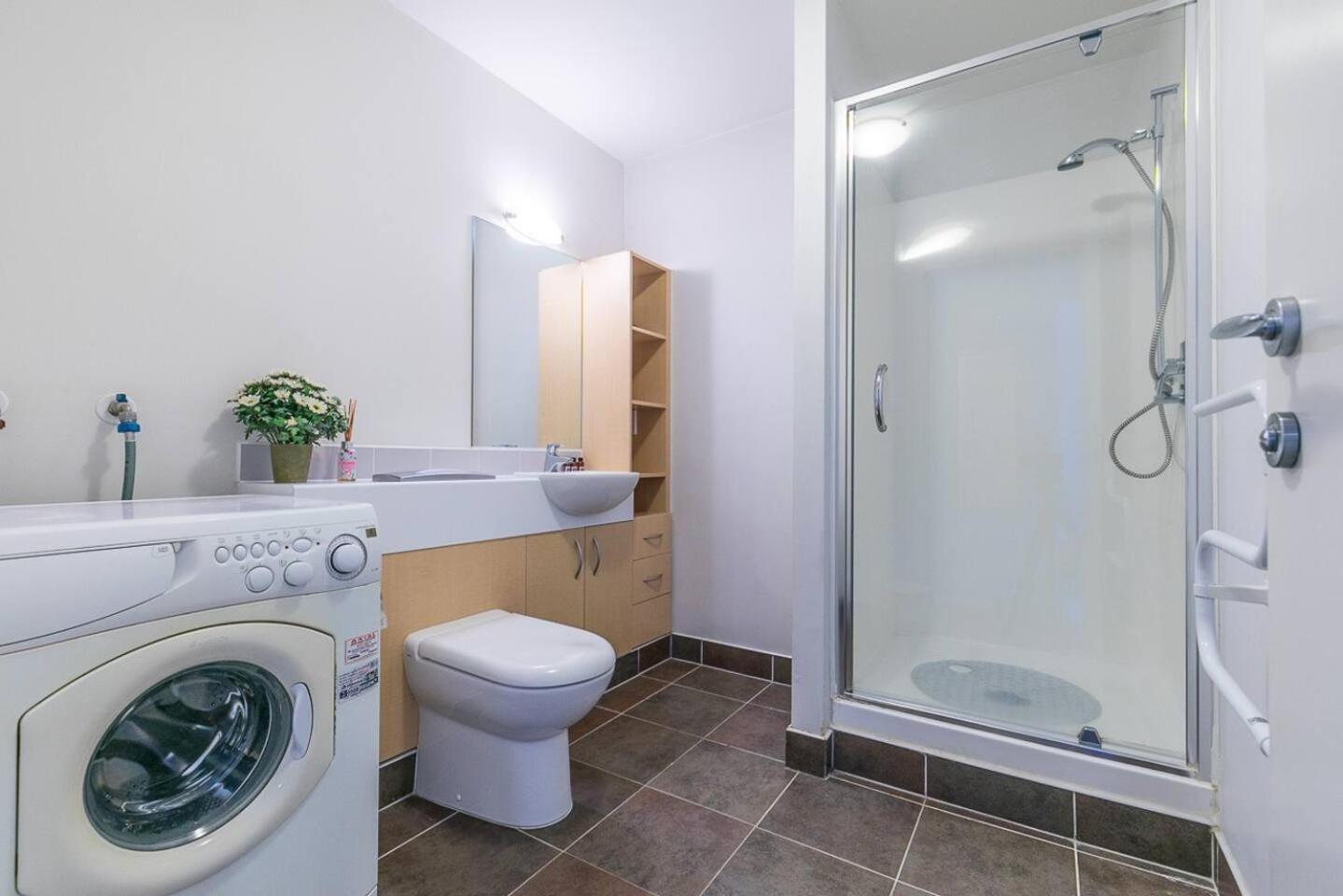 Wonderful Apt in CBD Neighbourhood I Zodiak Stays view 3