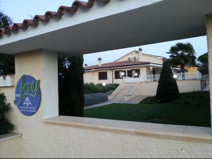 B&B Joy view 2