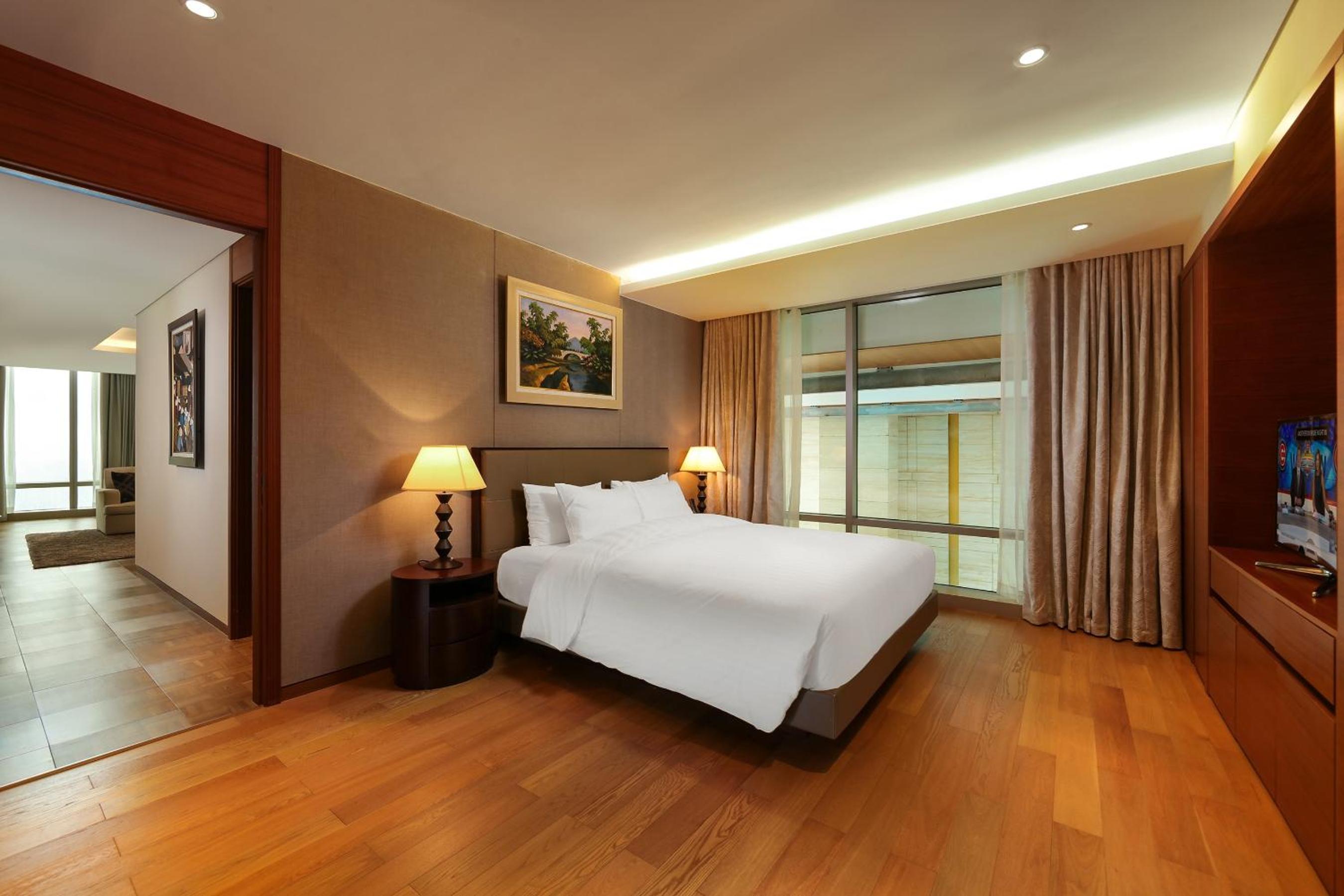 Lotte The Residence