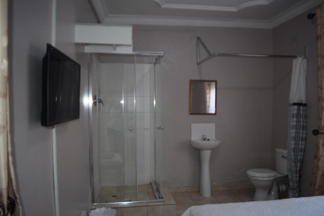 Photo 42