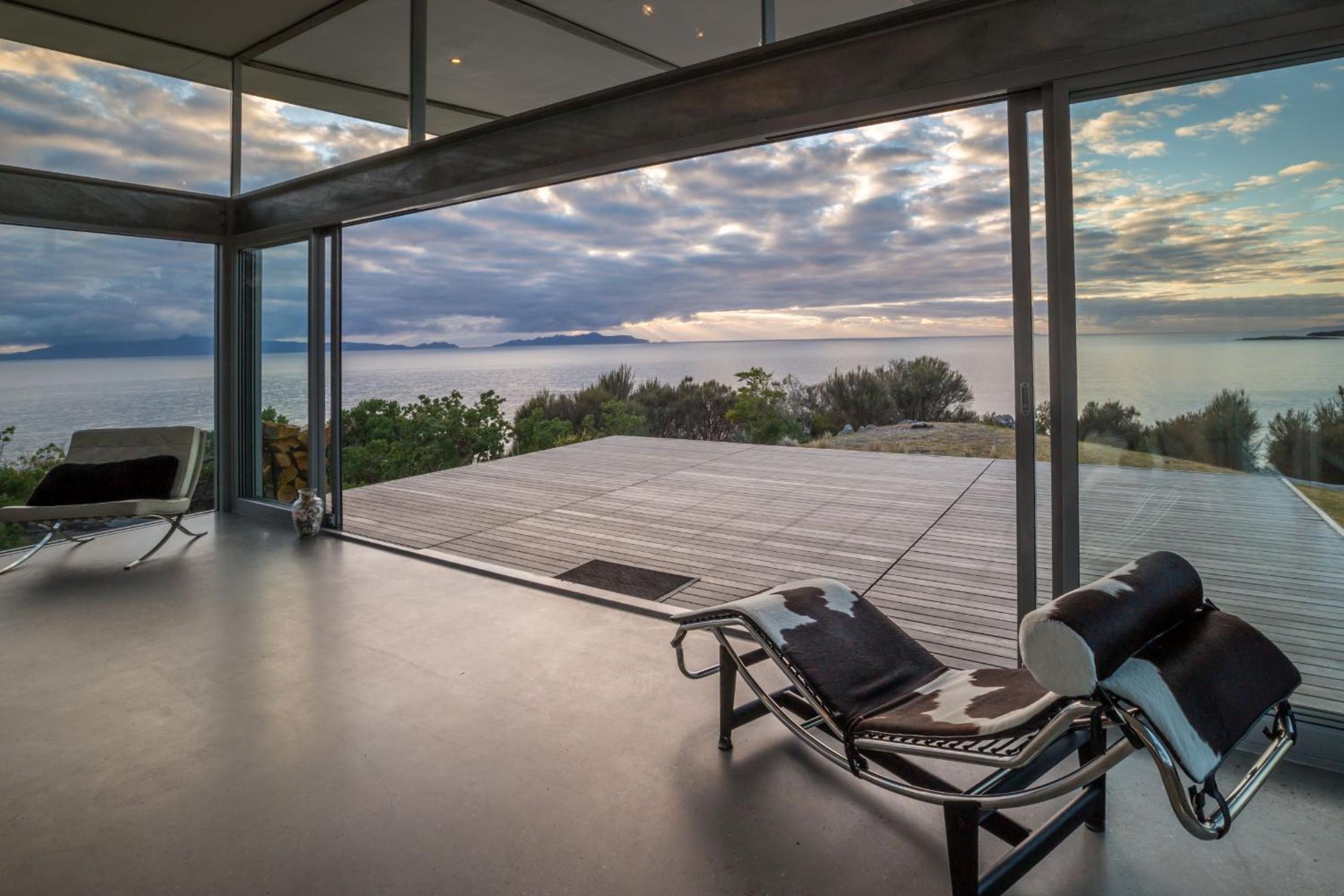 Avalon Coastal Retreat