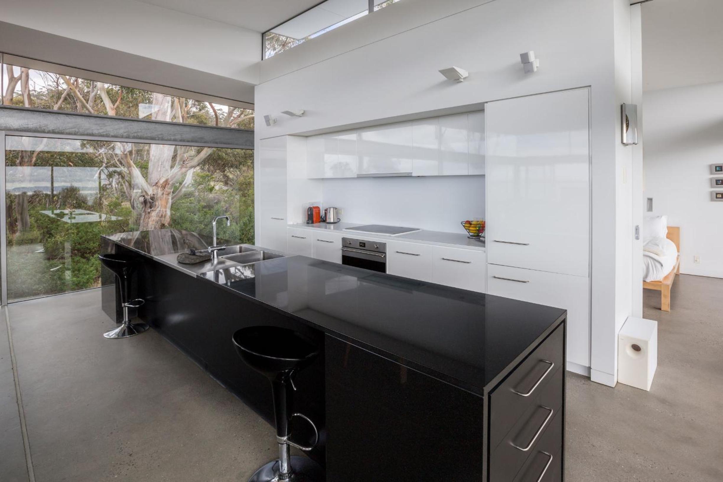 Avalon Coastal Retreat