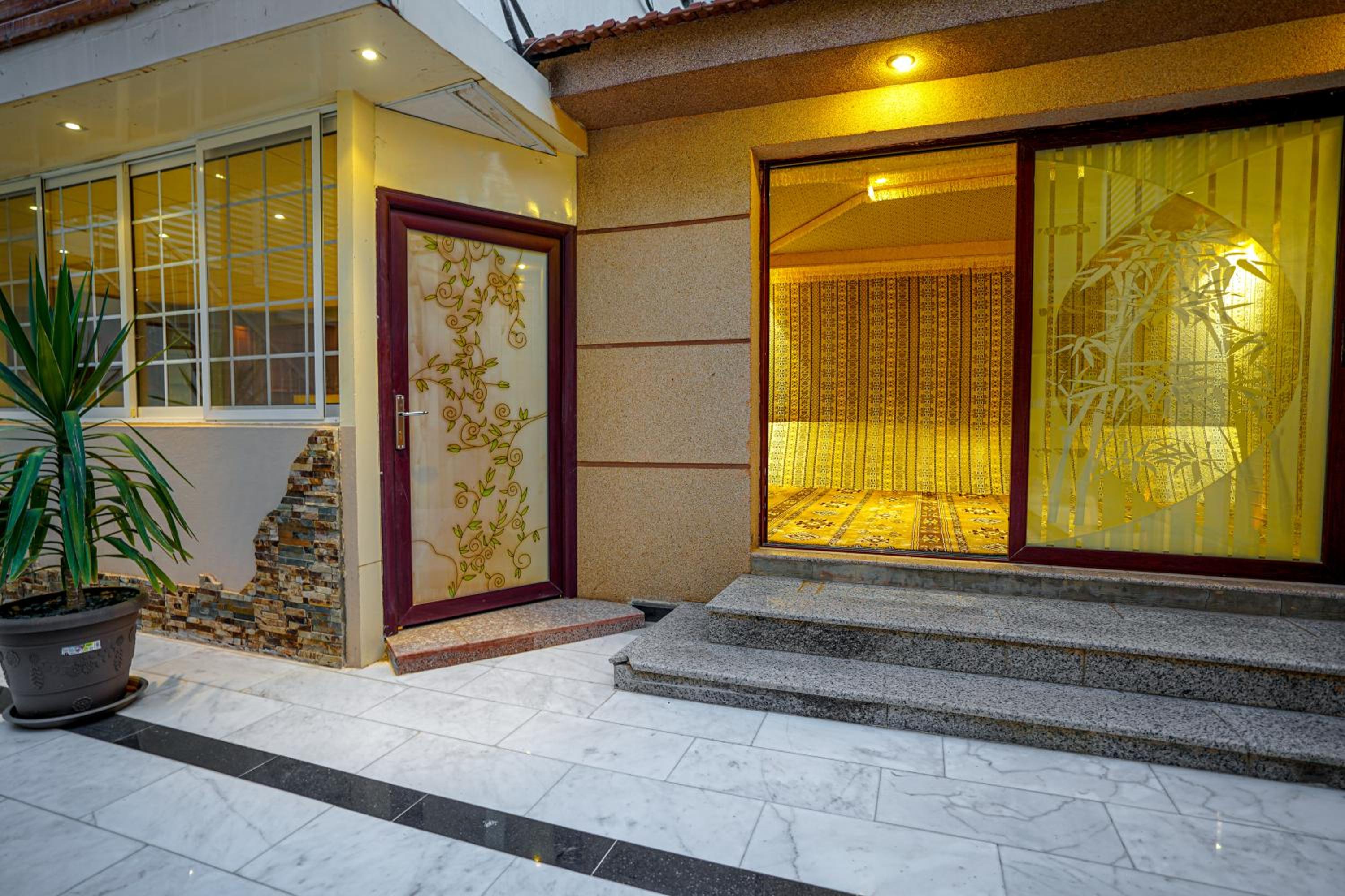 Meral Oasis Hotel Villas