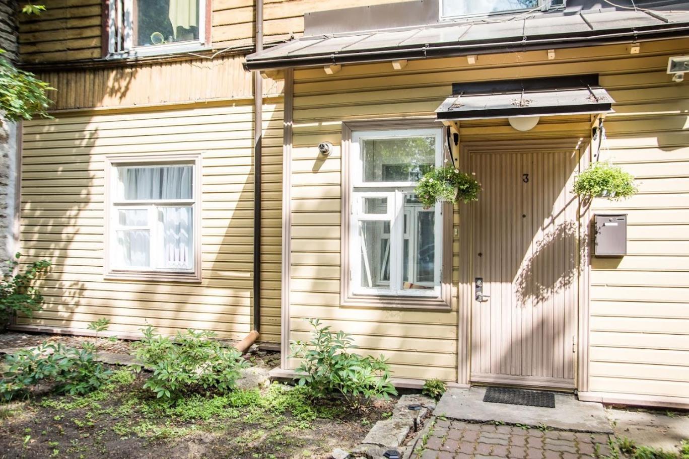 Cozy city studio apartment free parking