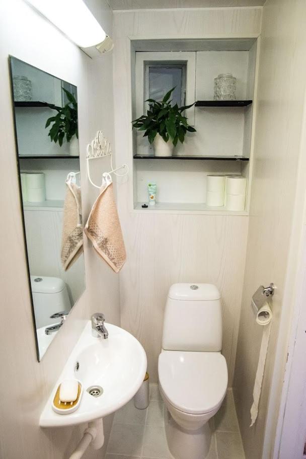 Cozy city studio apartment free parking