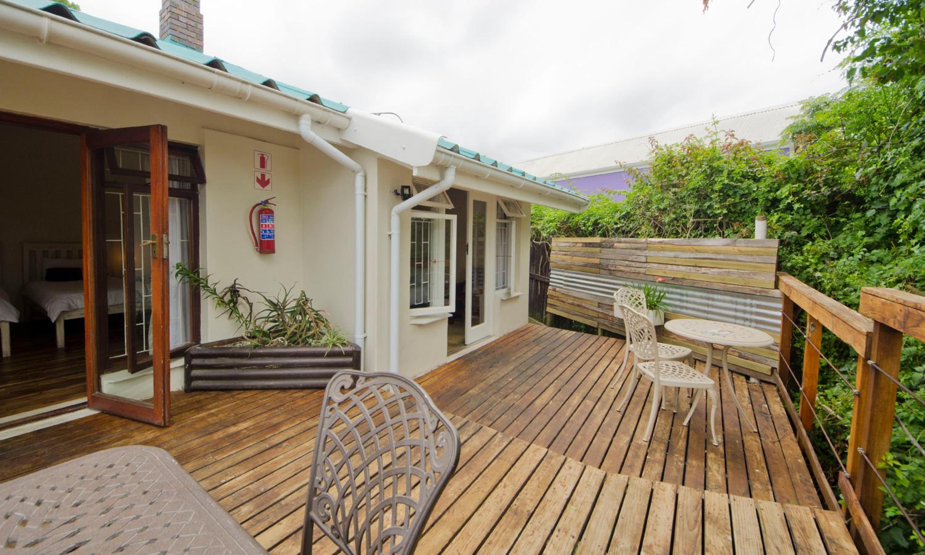 Hotel Island Vibe Knysna - Image 1