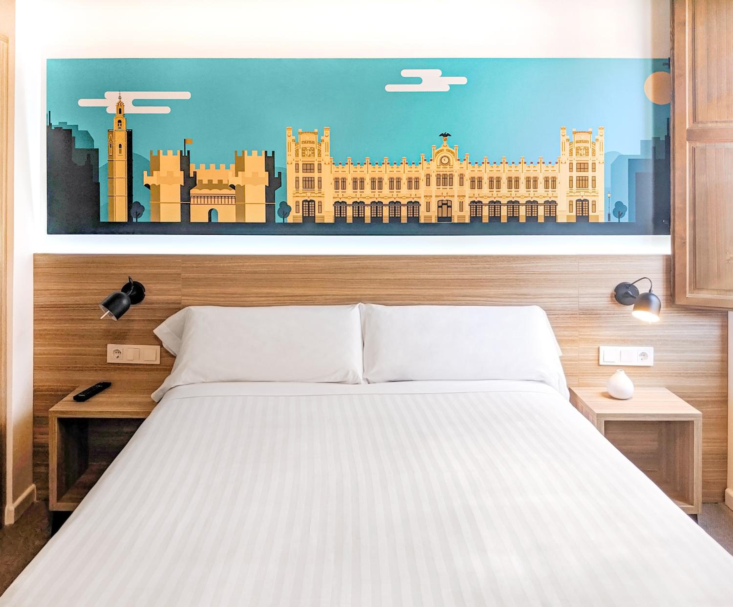 Hotel Original Domino House en Valencia — hotel room