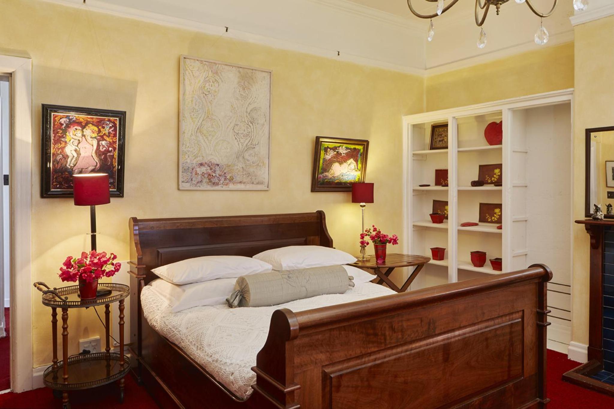 Bella Ev Guest House