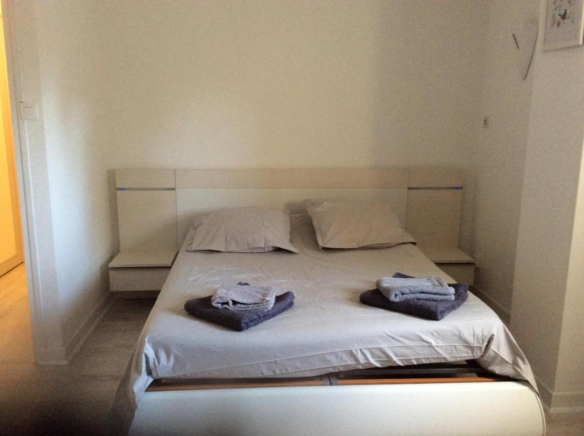 gites et chambres d'hotes les roses thé view 2
