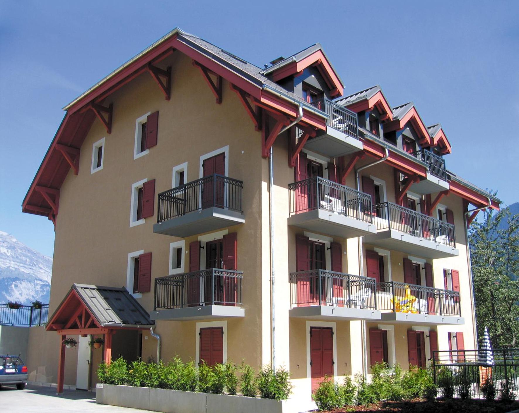 Lagrange Vacances Les Arolles view 2
