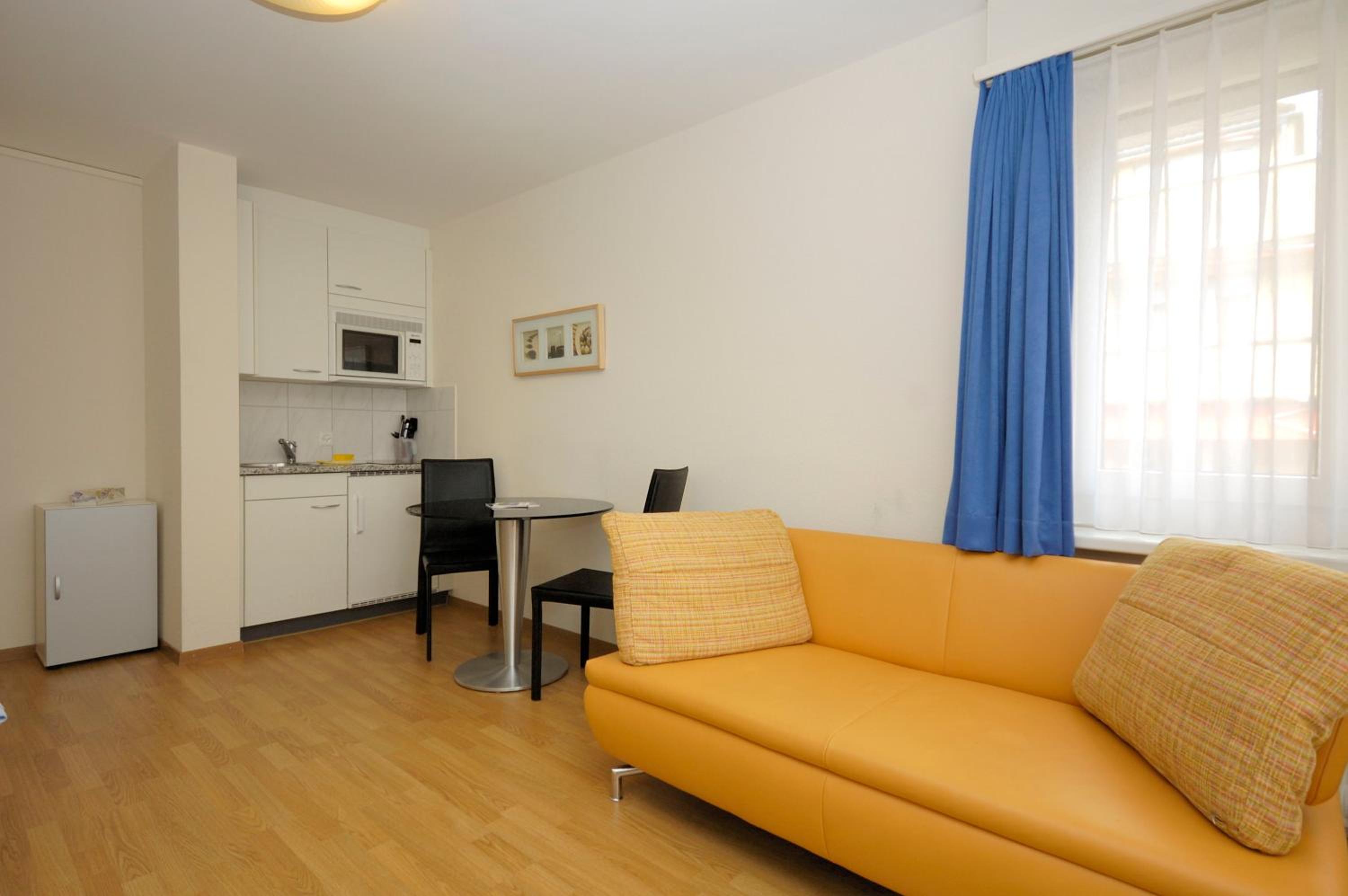 Stylish studio in city center - Crown 36
