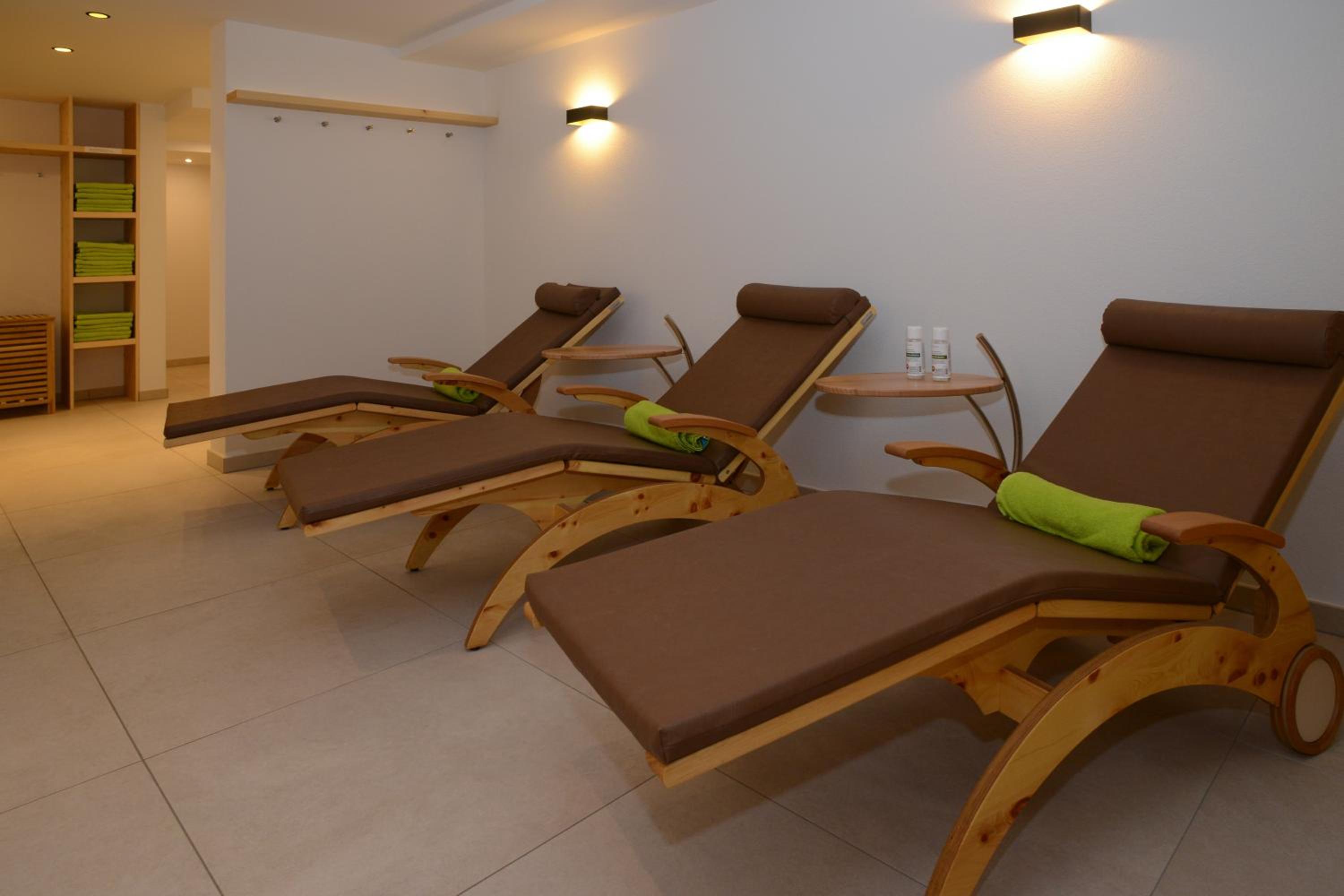 Zuhause in den Alpen Ihre Ferienwohnung mit Hallenbad und Sauna