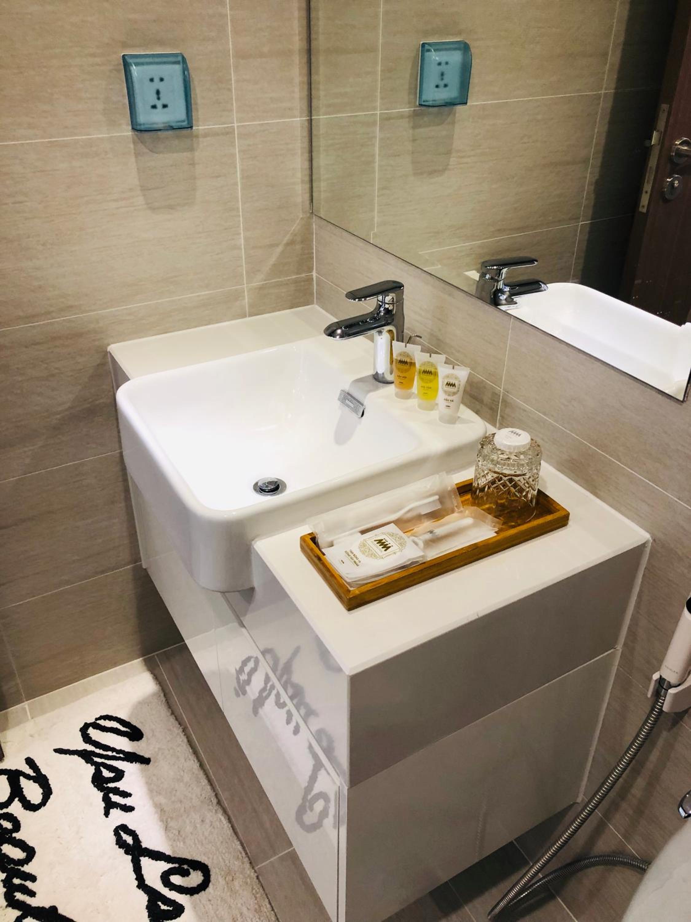 Luxury Condotel 2BR Vinhomes Skylake Keangnam - Netflix free