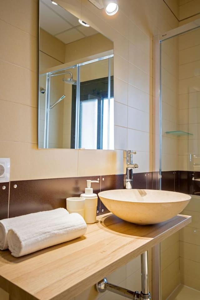 Triana Alfareria Suites by Valcambre
