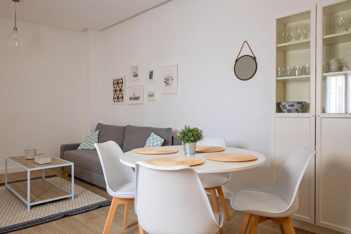 Triana Alfareria Suites by Valcambre