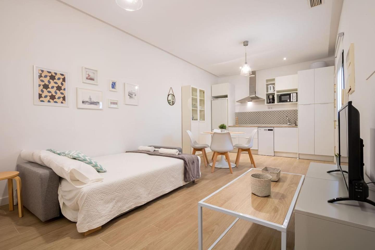 Triana Alfareria Suites by Valcambre