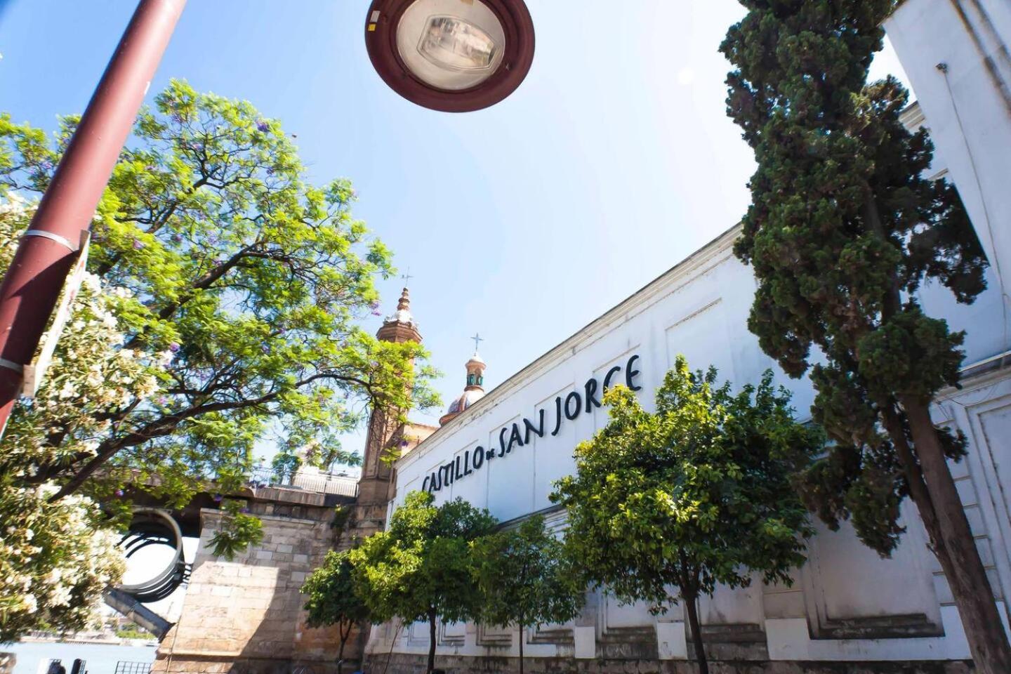 Triana Alfareria Suites by Valcambre