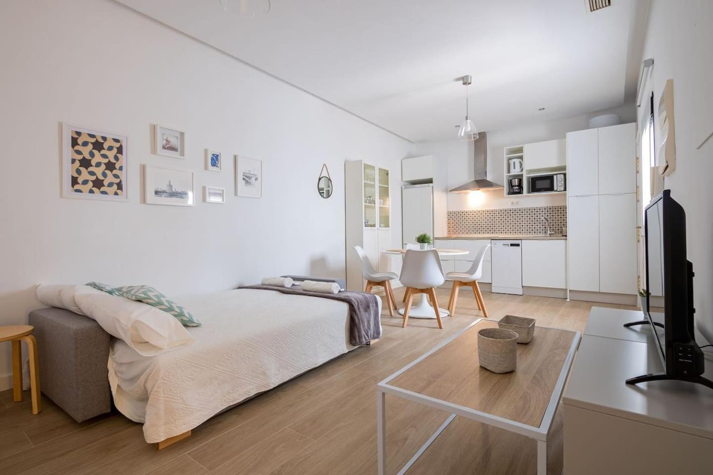 Triana Alfareria Suites by Valcambre