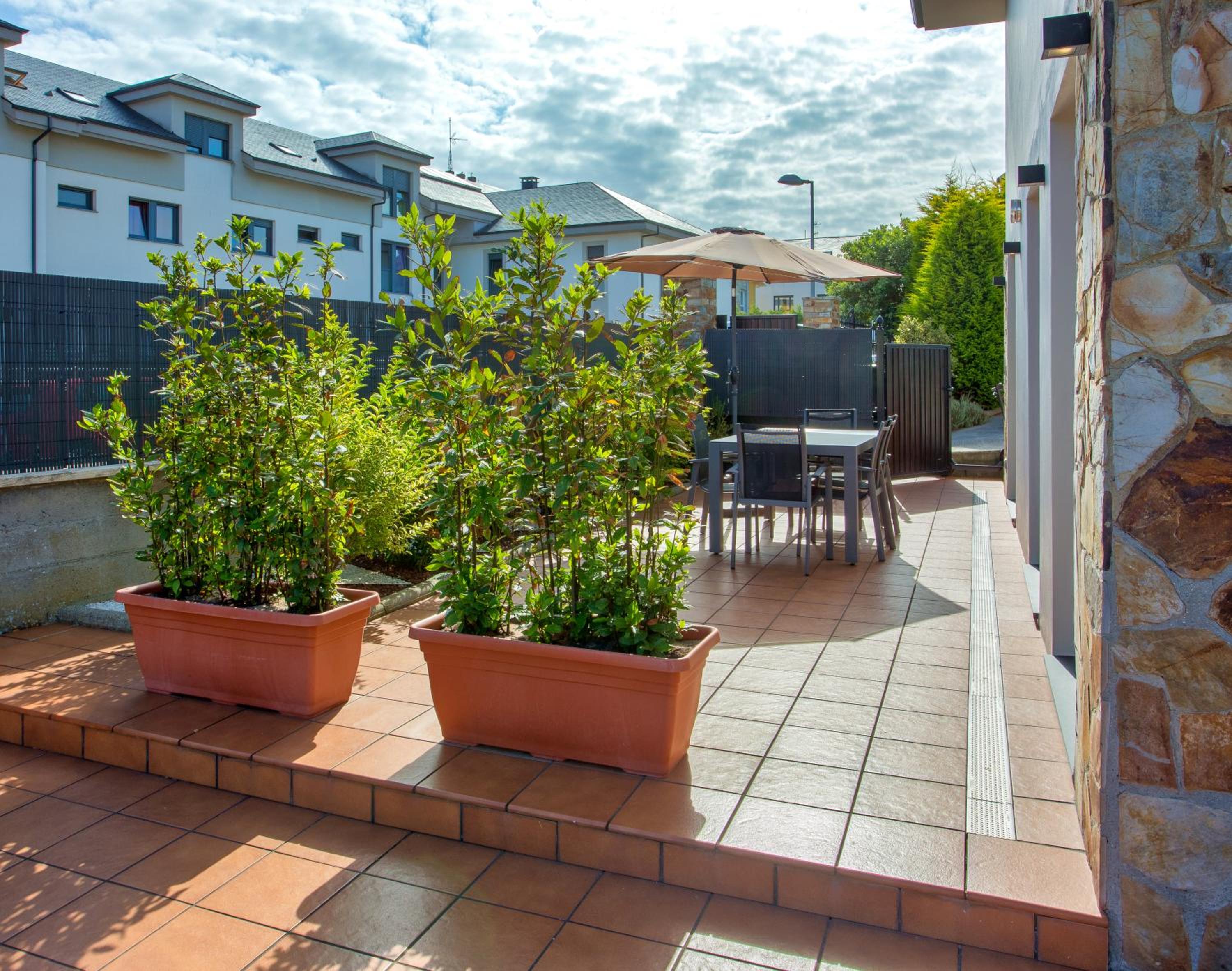 APARTAMENTOS BARCELLA TAPIA