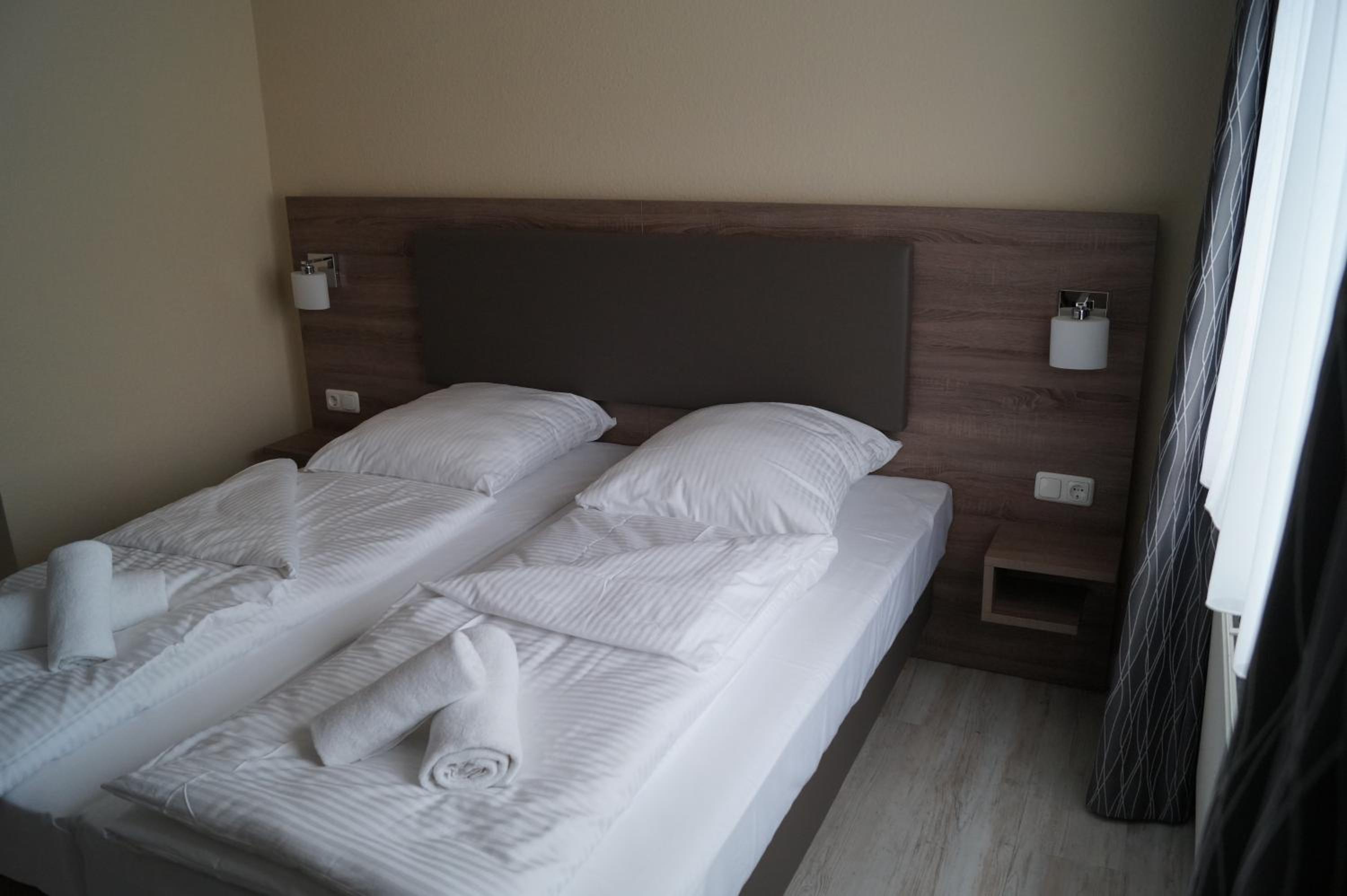 Hotel Tini en Bad Fallingbostel — hotel room