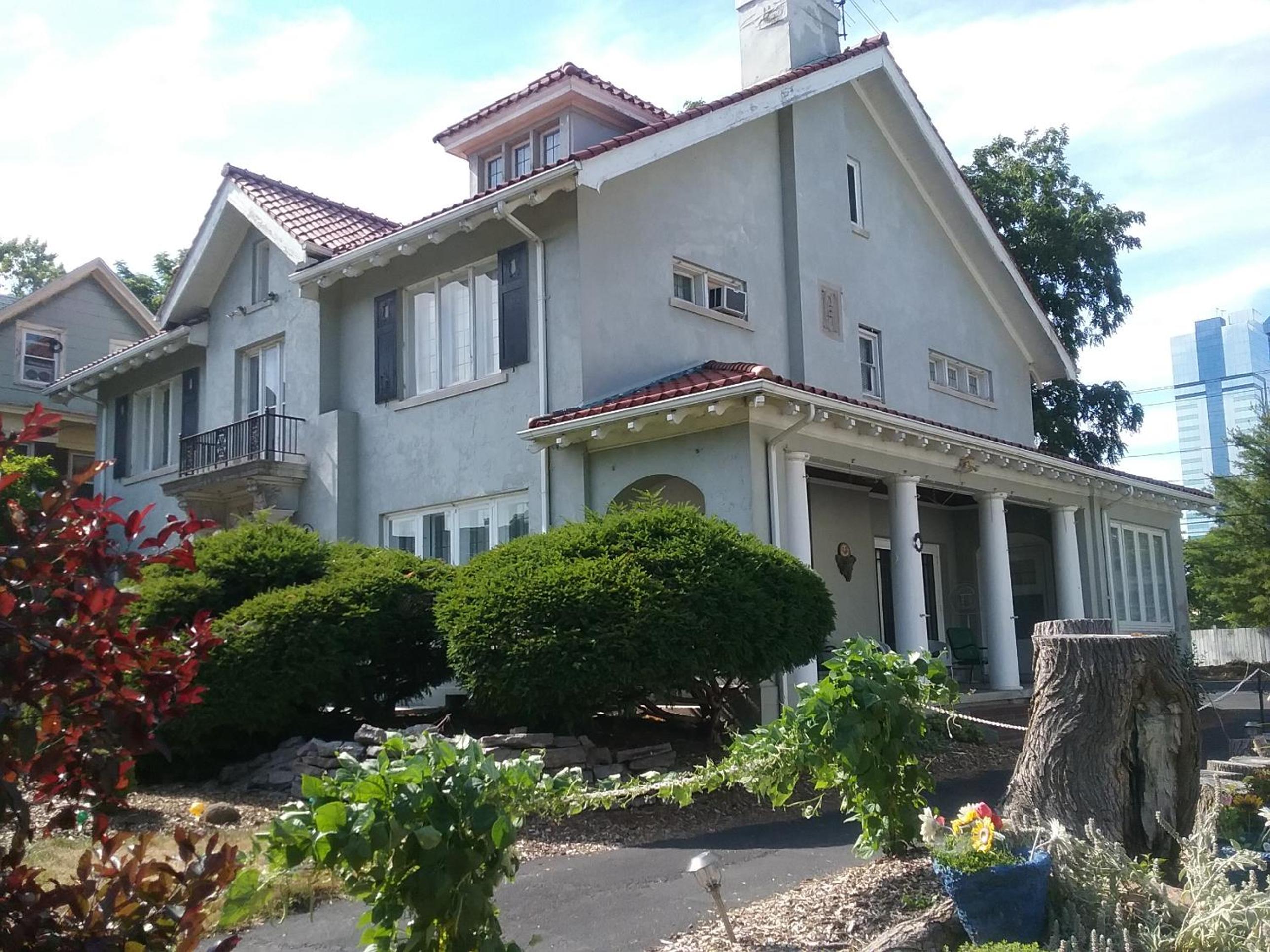 Hanover House Bed and Breakfast view 3