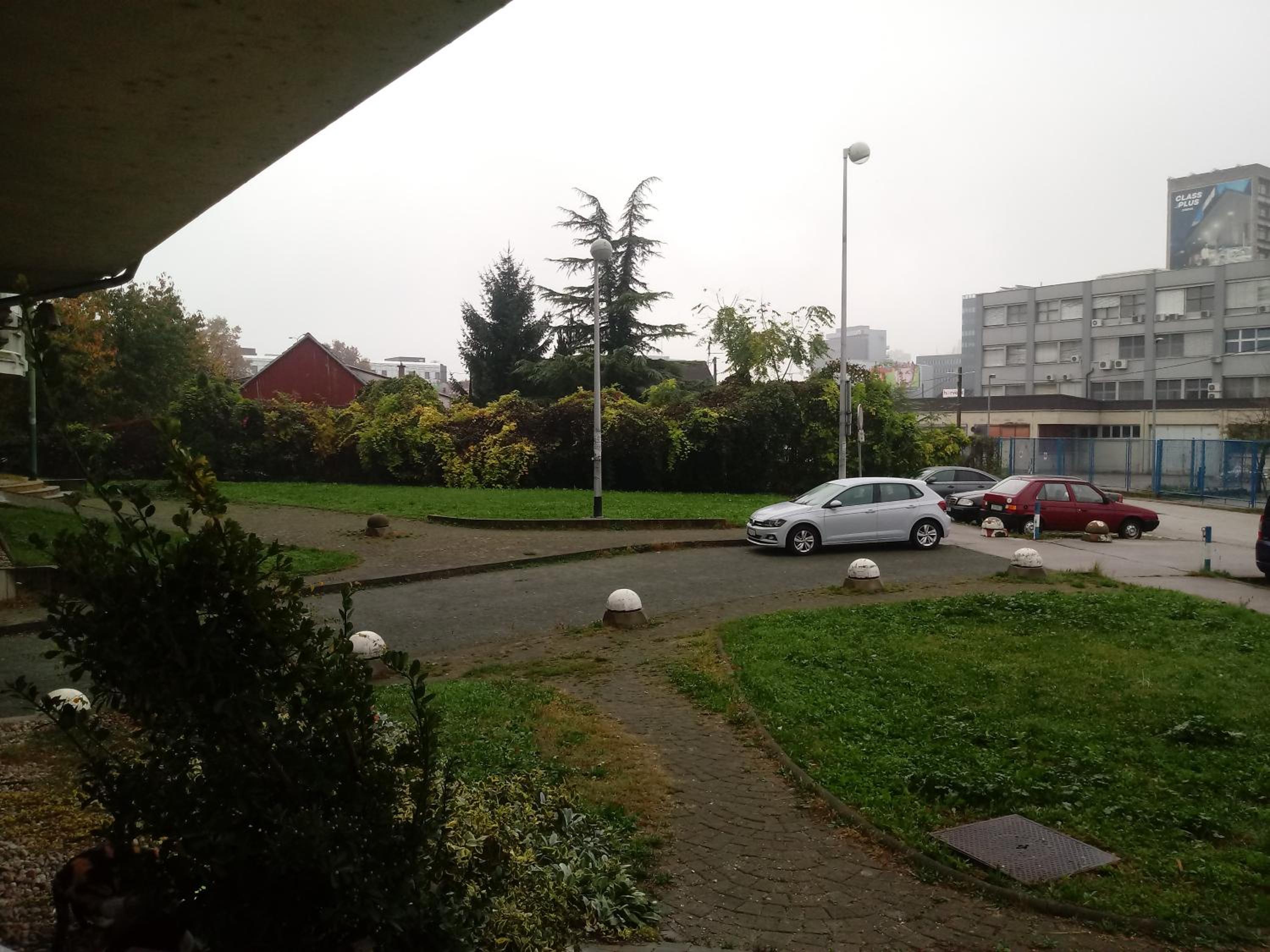 Photo 33